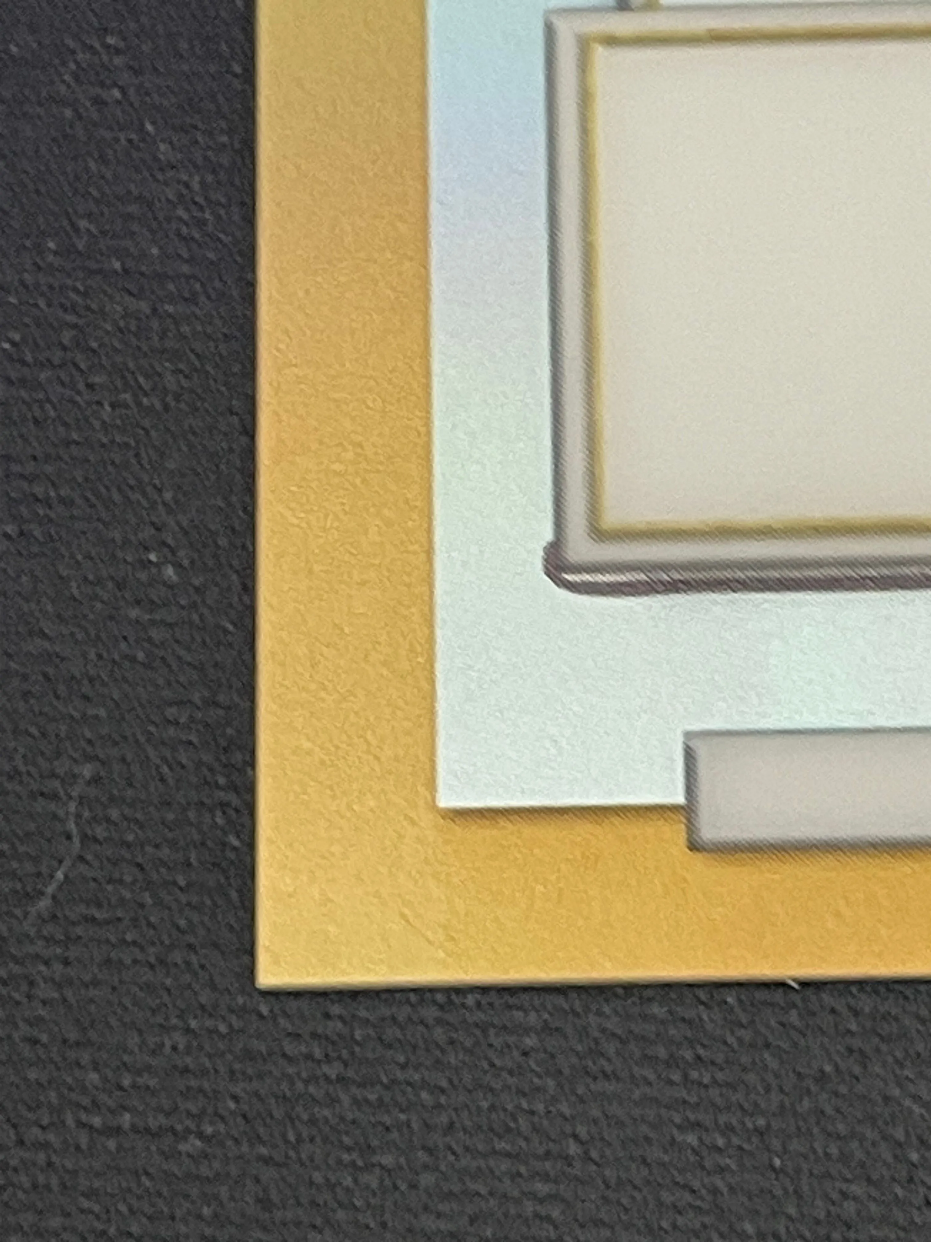 Listing Image Blurred Background