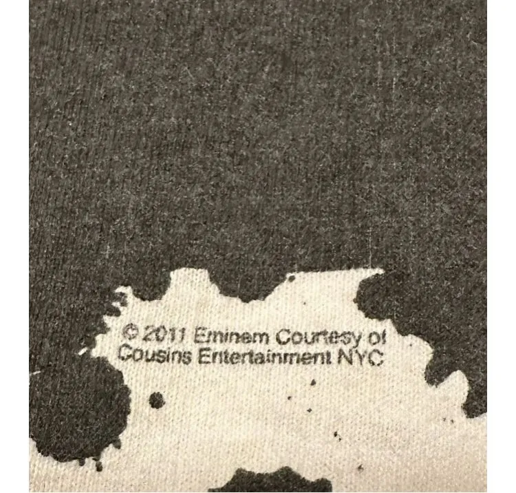 Listing Image Blurred Background