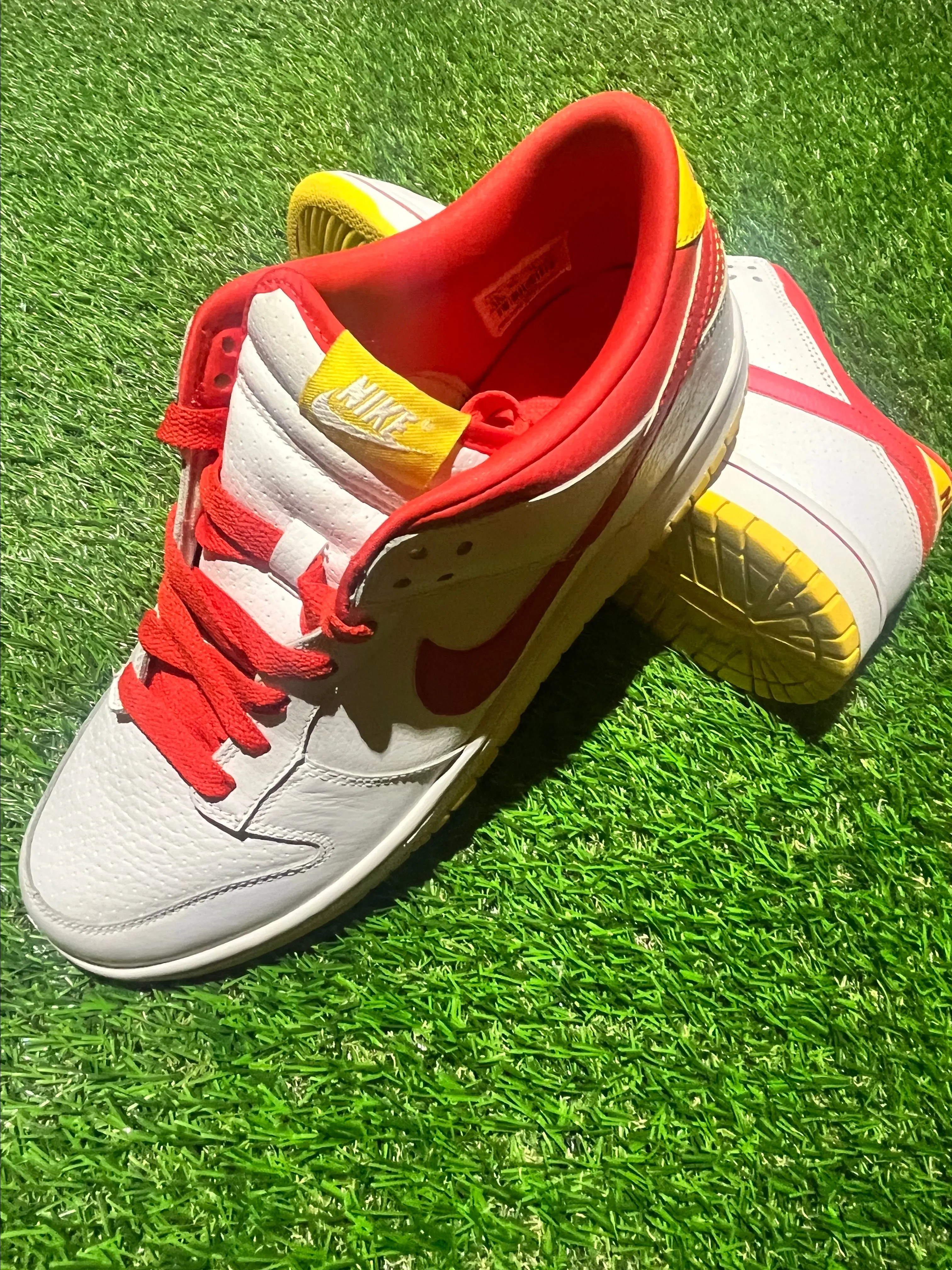 nike dunk ronald mcdonald