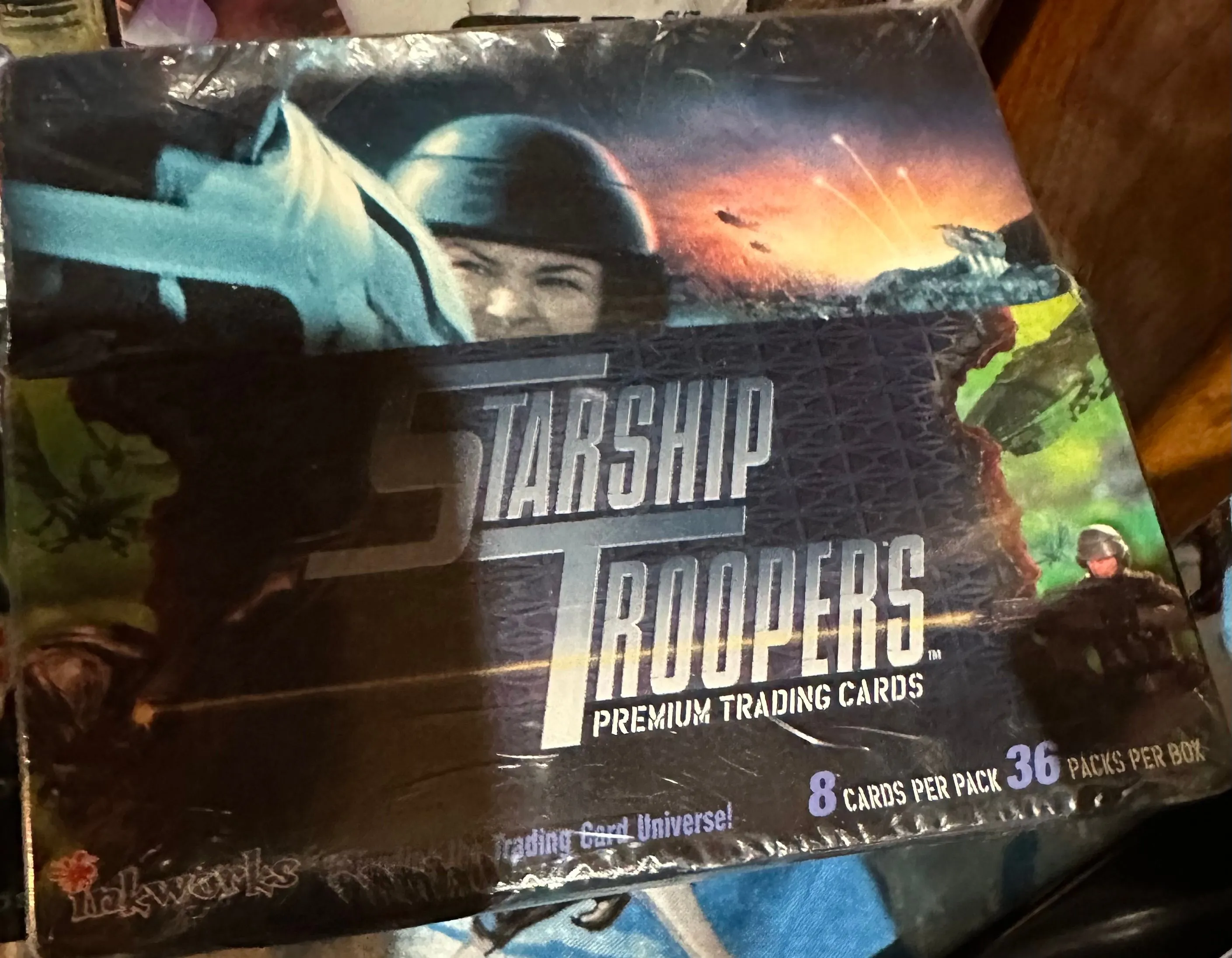 Product image for 1997 InkWorks Starship troopers Rip or Ship
