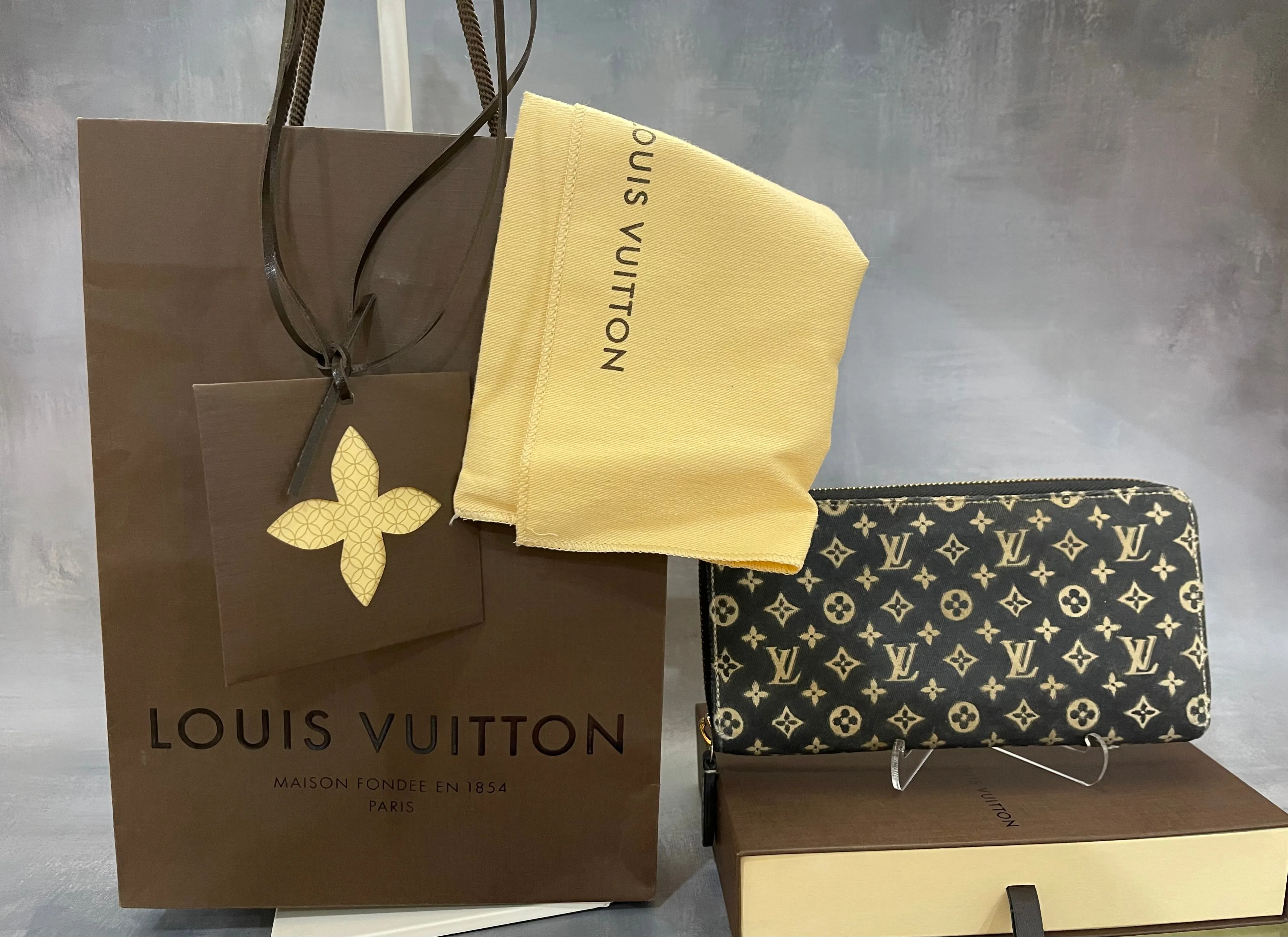 Product image for 🔥FULL INCLUSION  w/COA 🔥 Louis Vuitton Denim Long Zippy Wallet