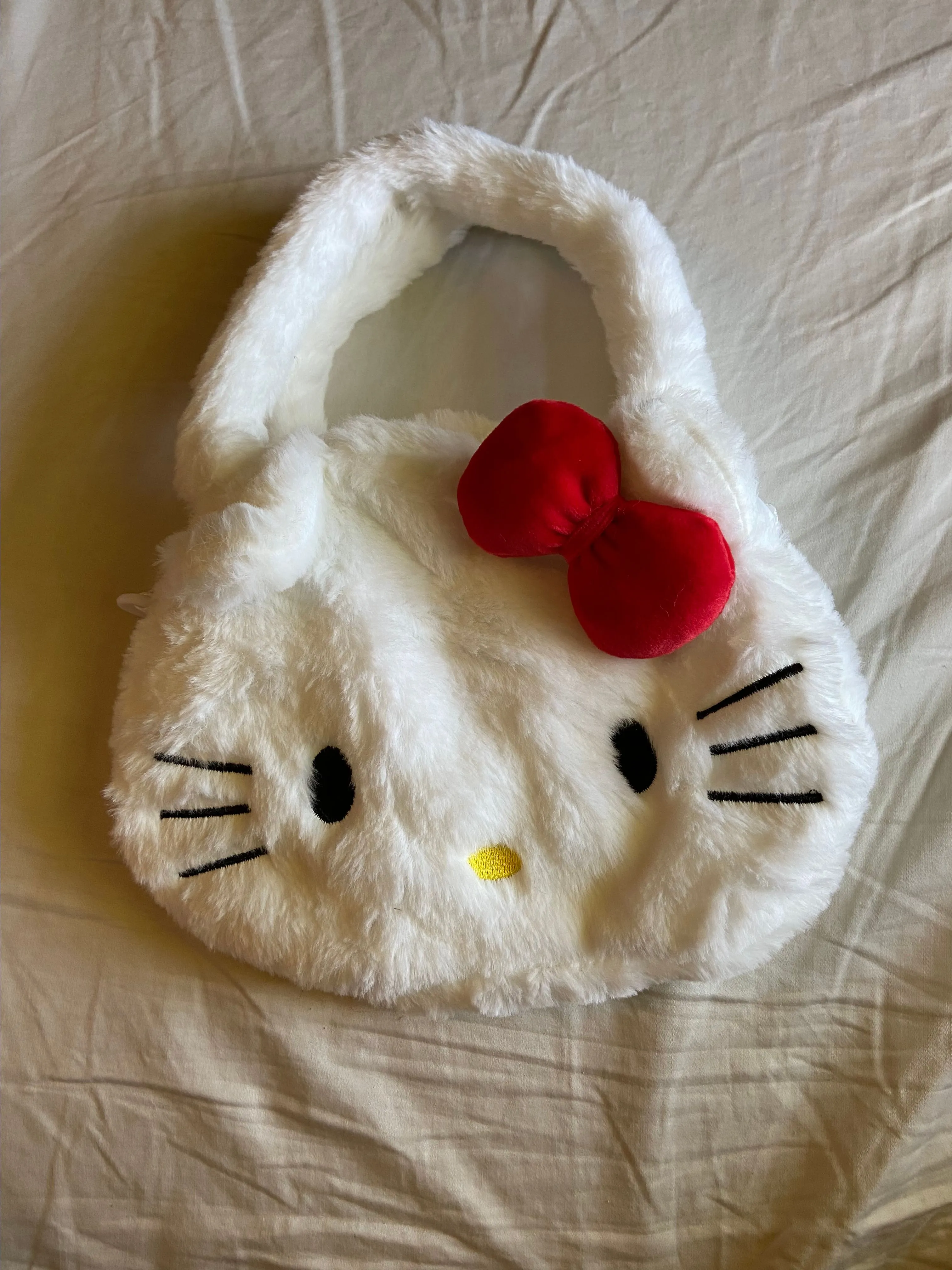 Product image for Hello kitty plush bag