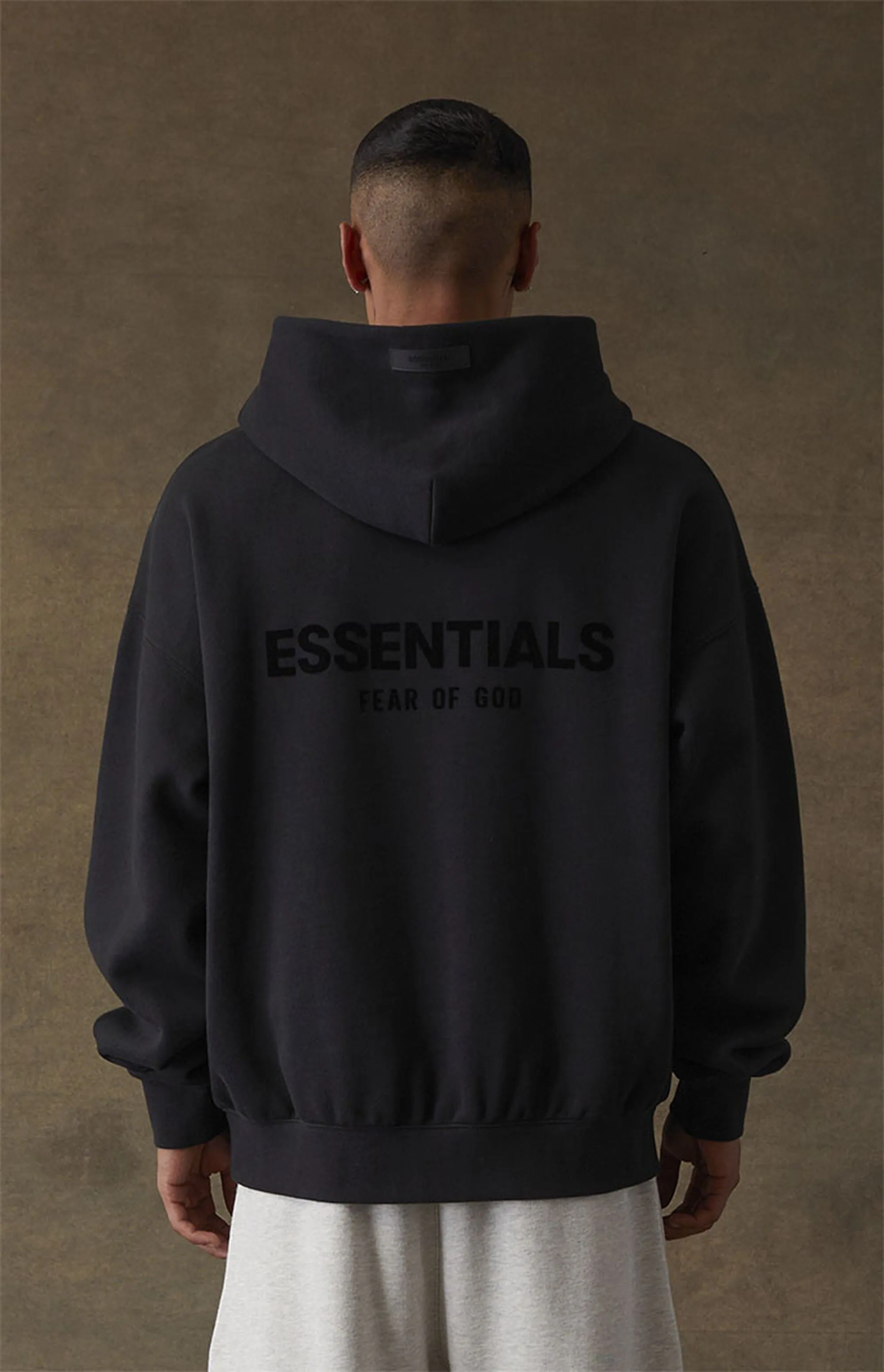 Product image for ESSENTIALS HOODIE STRETCH LIMO