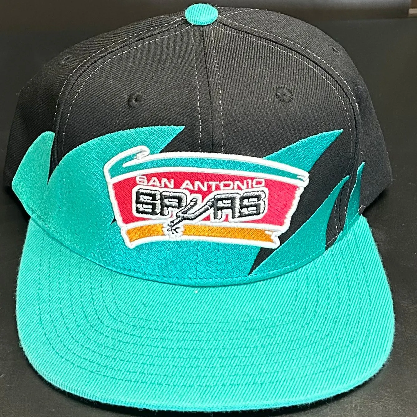 Product image for Mitchell & Ness Spurs Shark Tooth Hat
