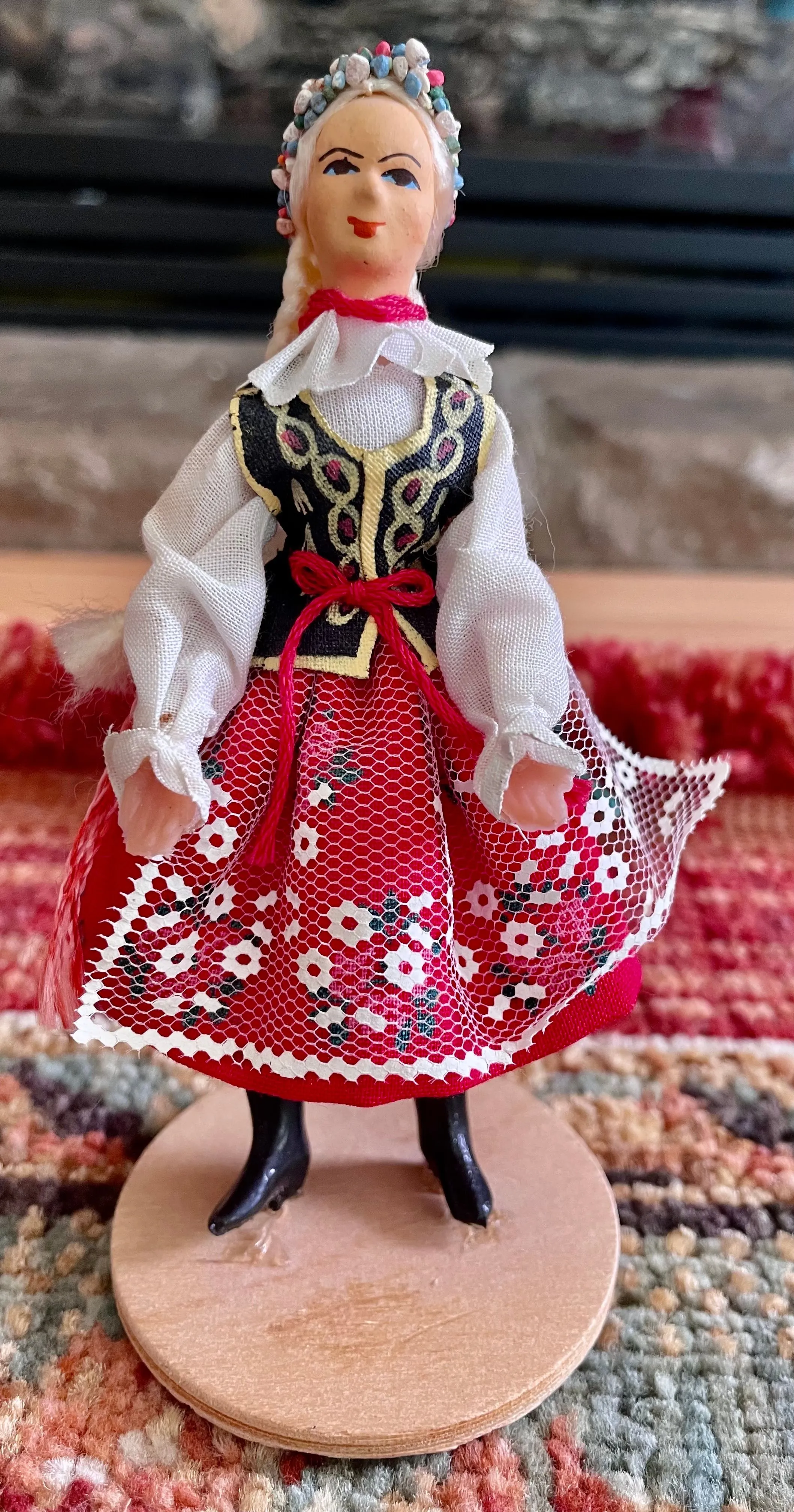Product image for VTG Polish Doll, Traditional Costume