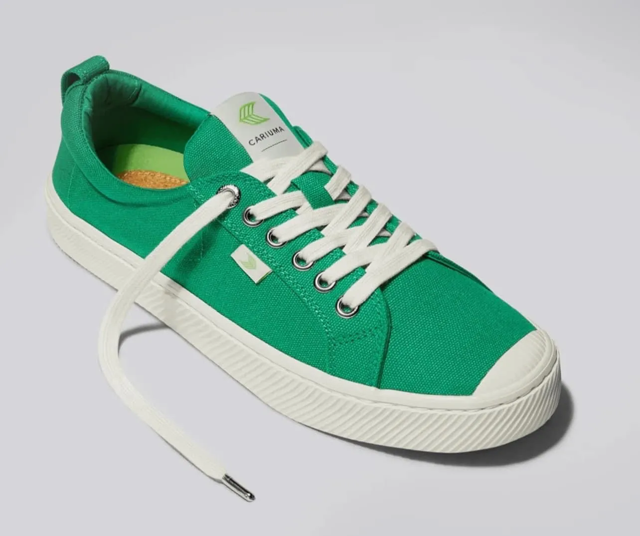 Product image for Cariuma Green W9/M7.5 NIB