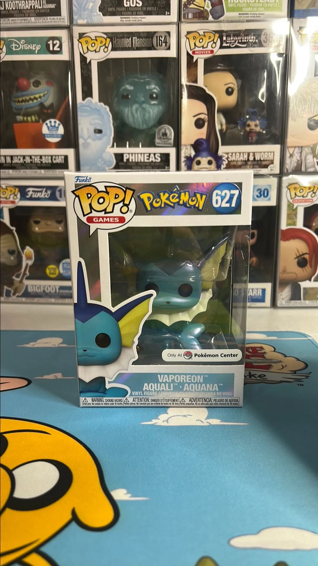 Product image for Vaporeon (Pokemon) 627 Pearlescent