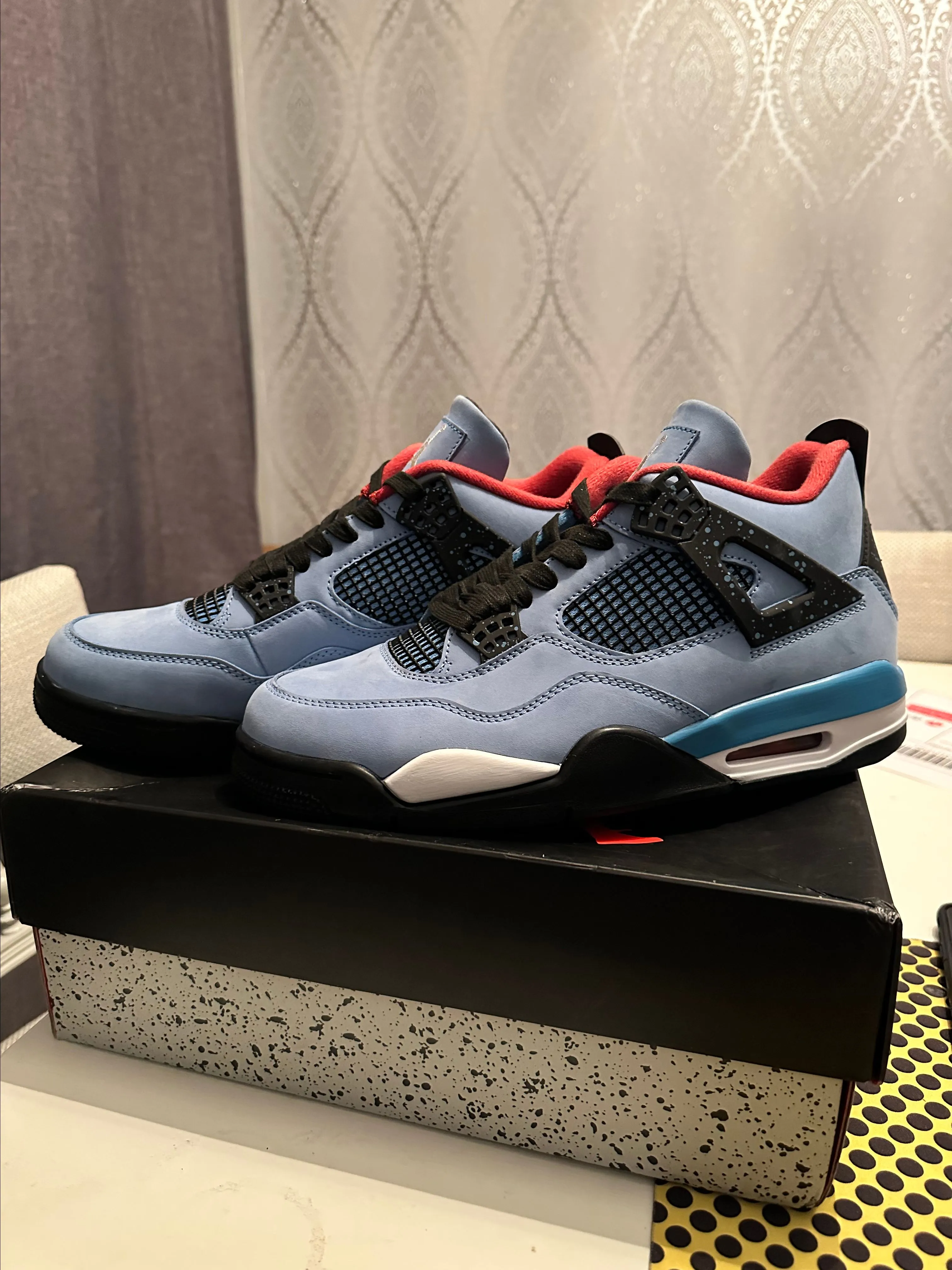 Product image for Jordan 4 Travis Scott