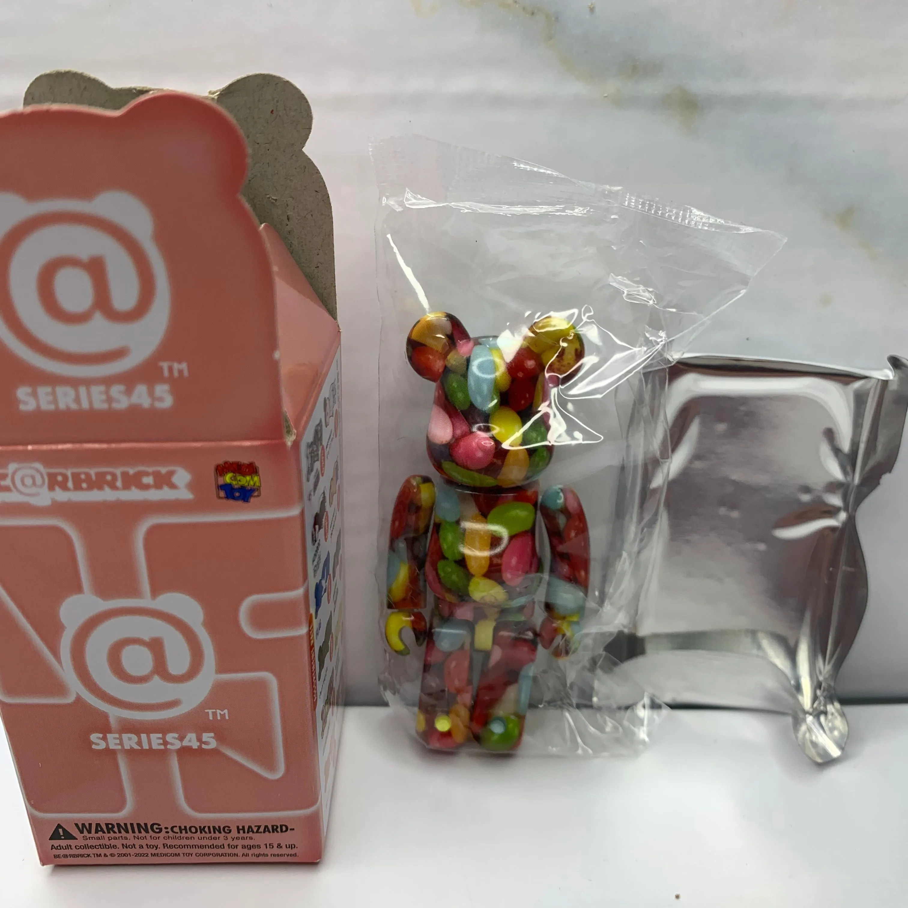 Product image for Jellybean 100% Bearbrick Series 45 Be@rbrick with Sealed Figure and Card