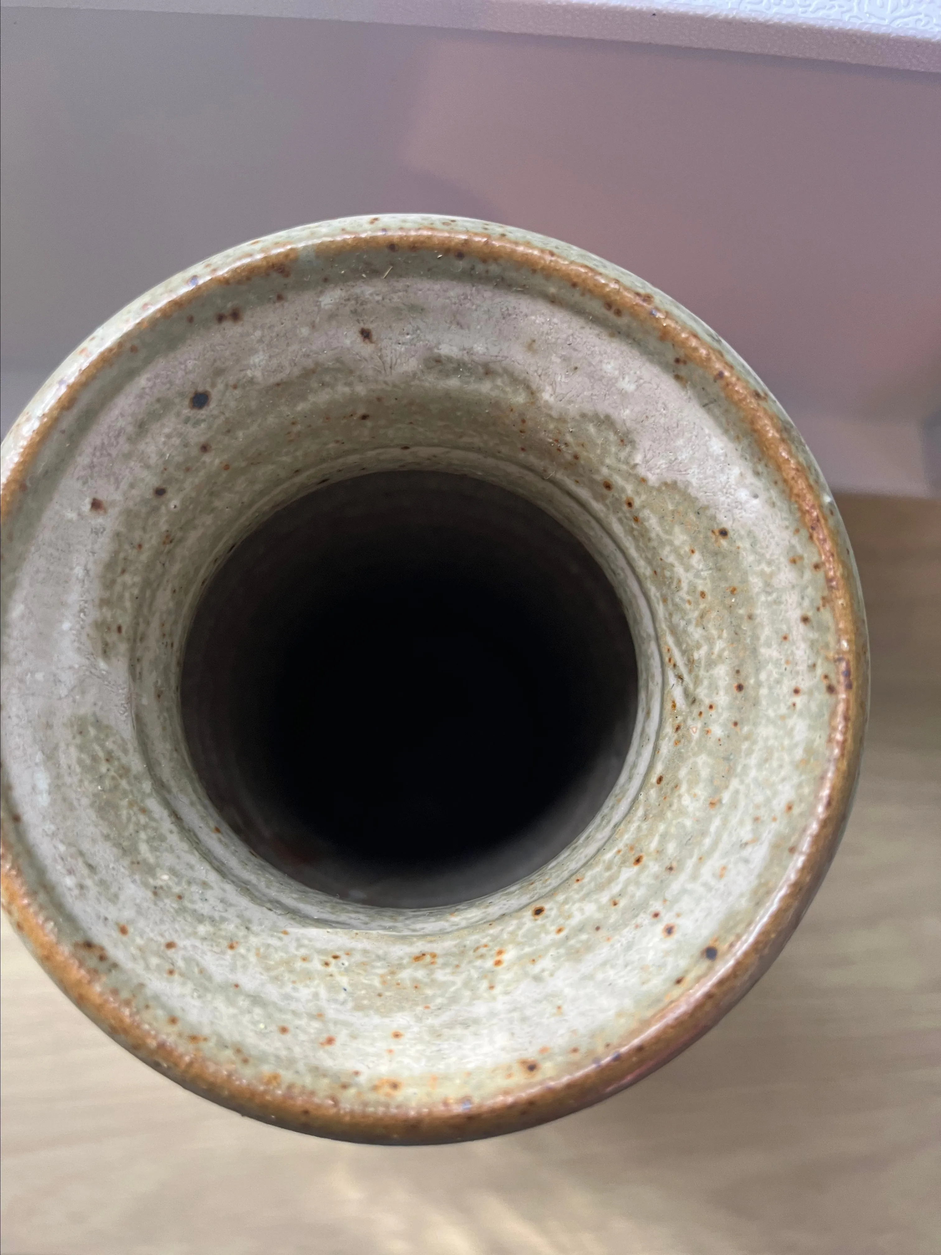 Listing Image Blurred Background
