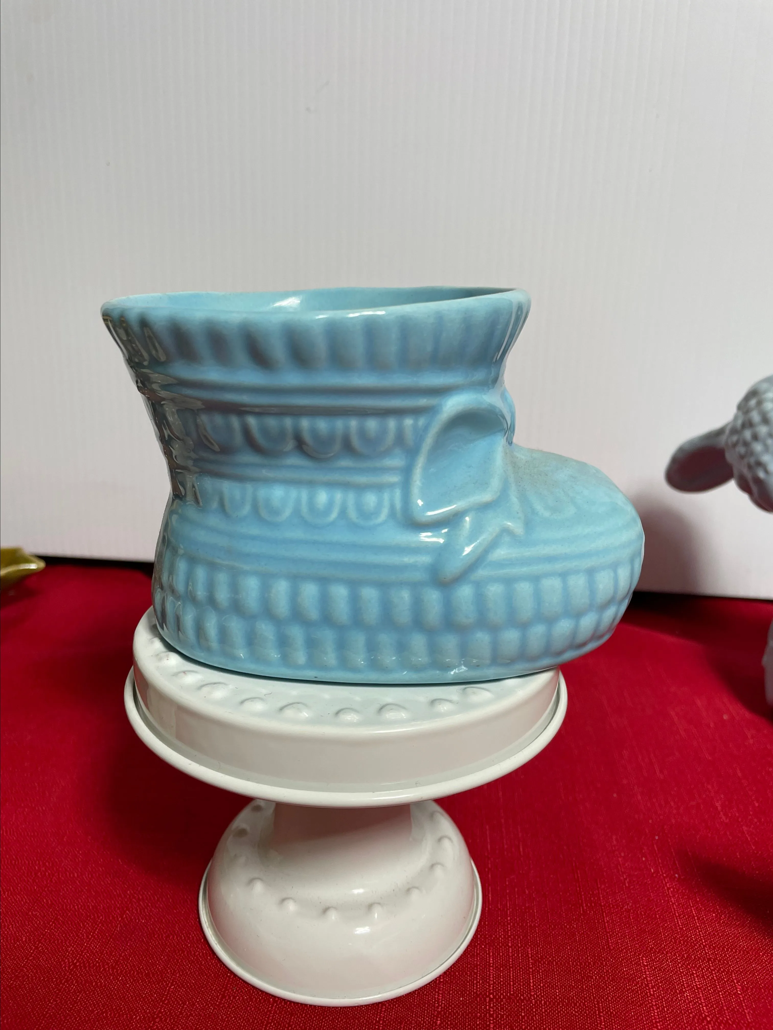 Product image for 10. Haeger #359 Blue bootie planter