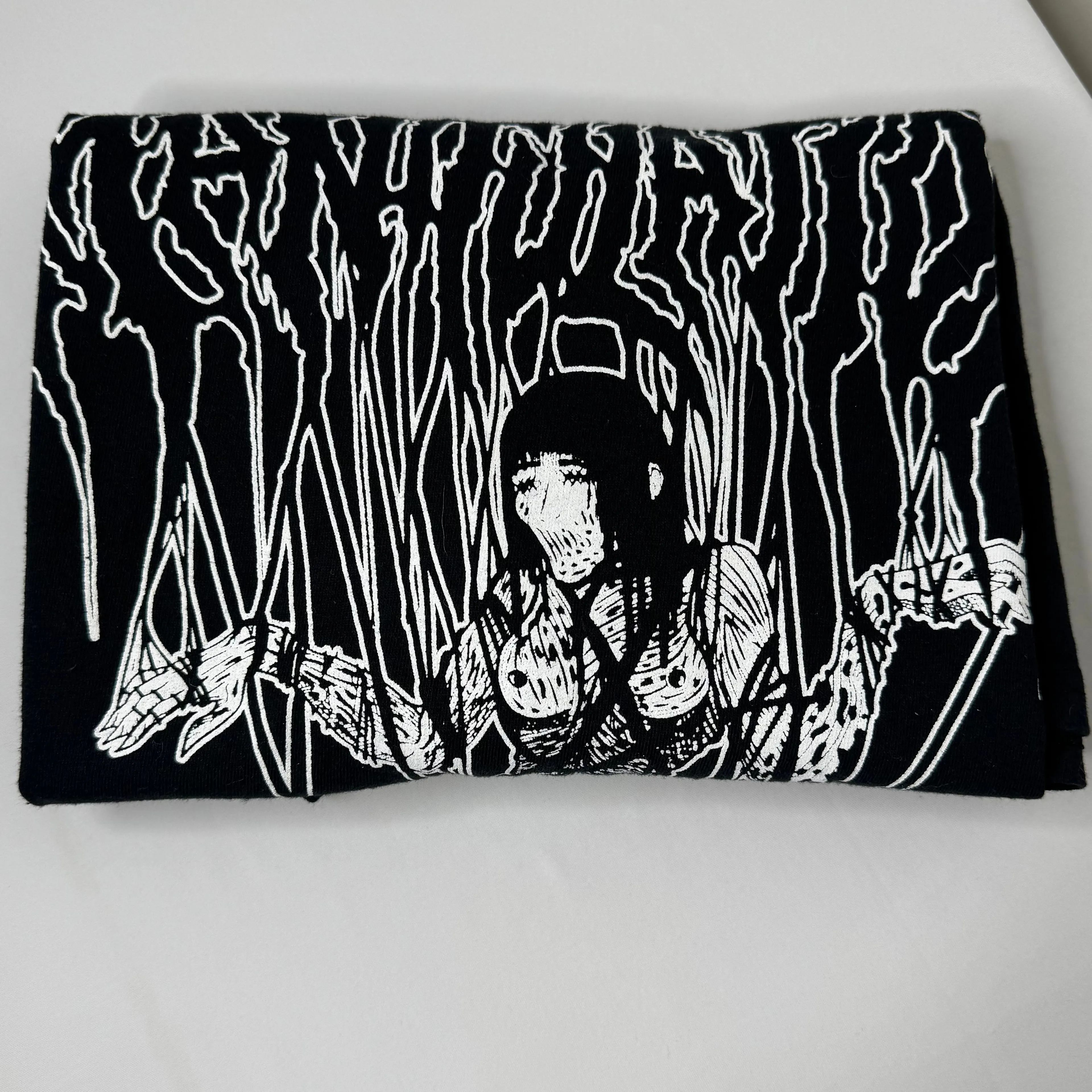 Product image for Manipulation tshirt, XL