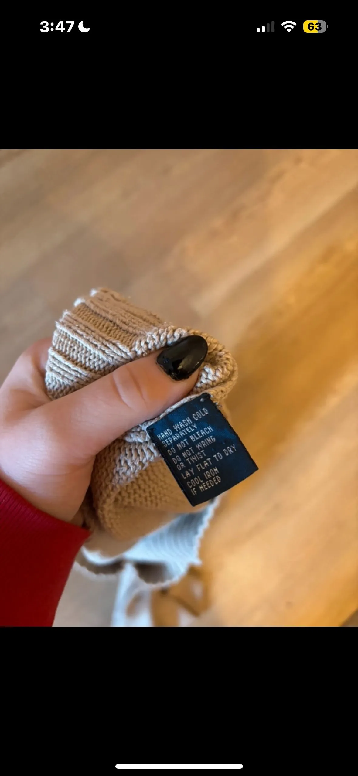 Listing Image Blurred Background