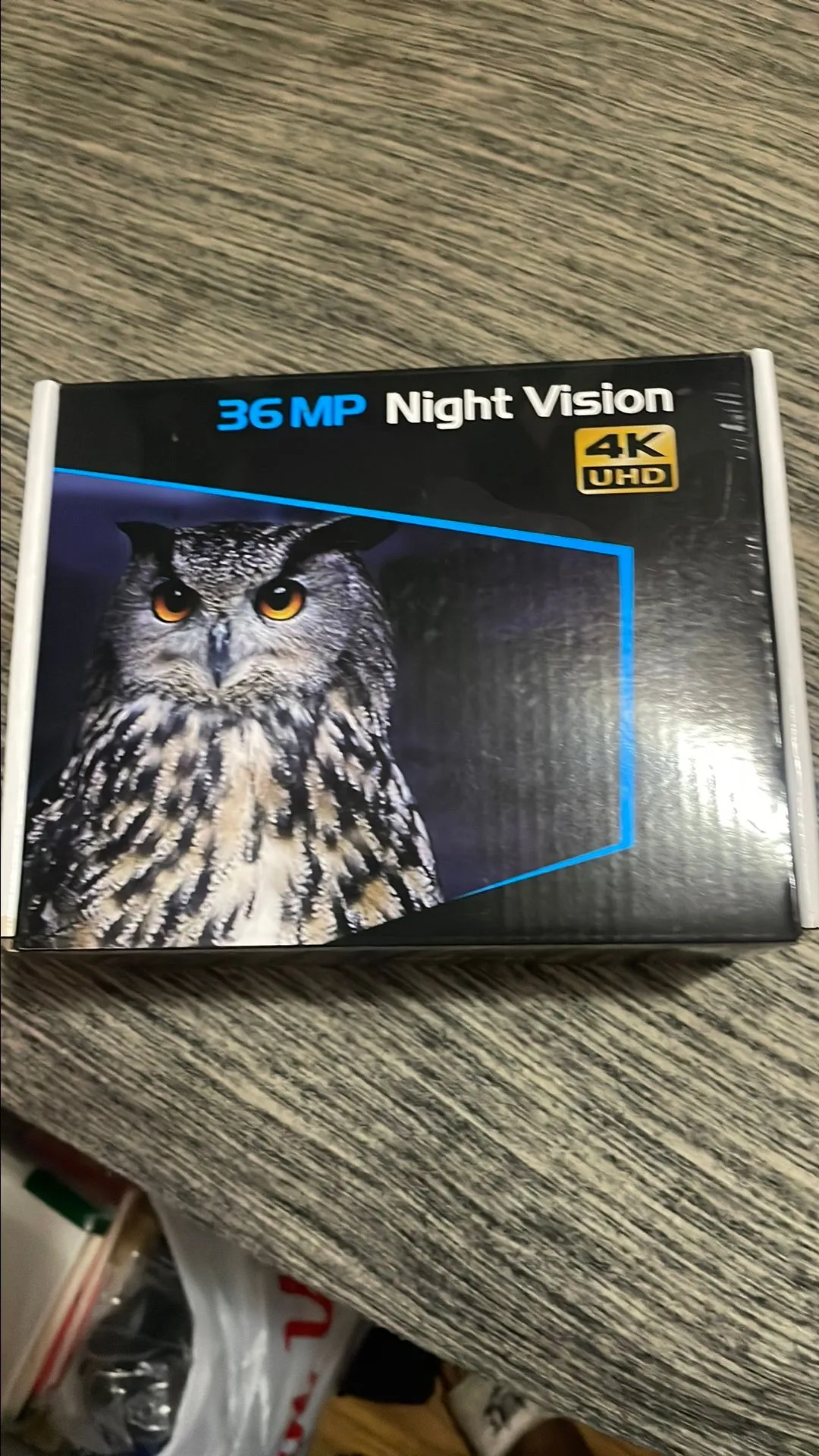Listing Image Blurred Background