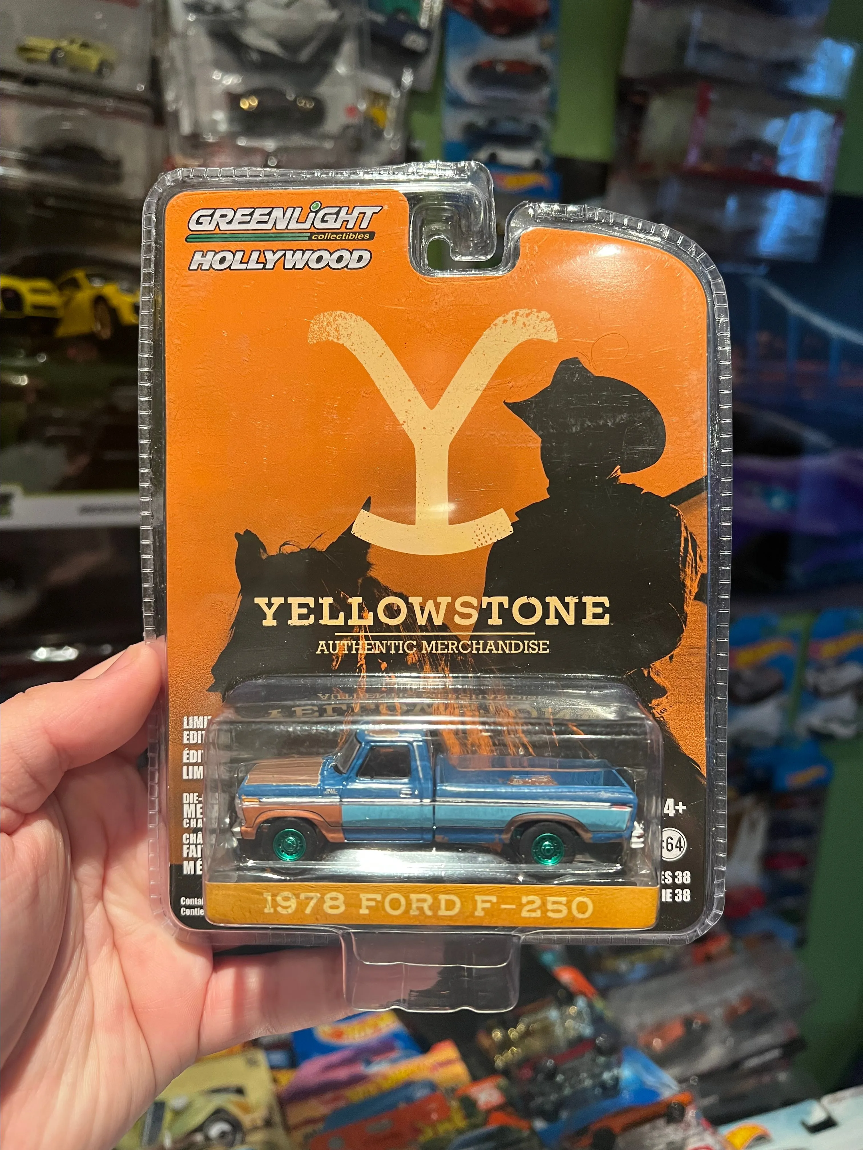 Product image for Greenlight Hollywood Yellowstone 1978 Ford F-250 Greenmachine CHASE