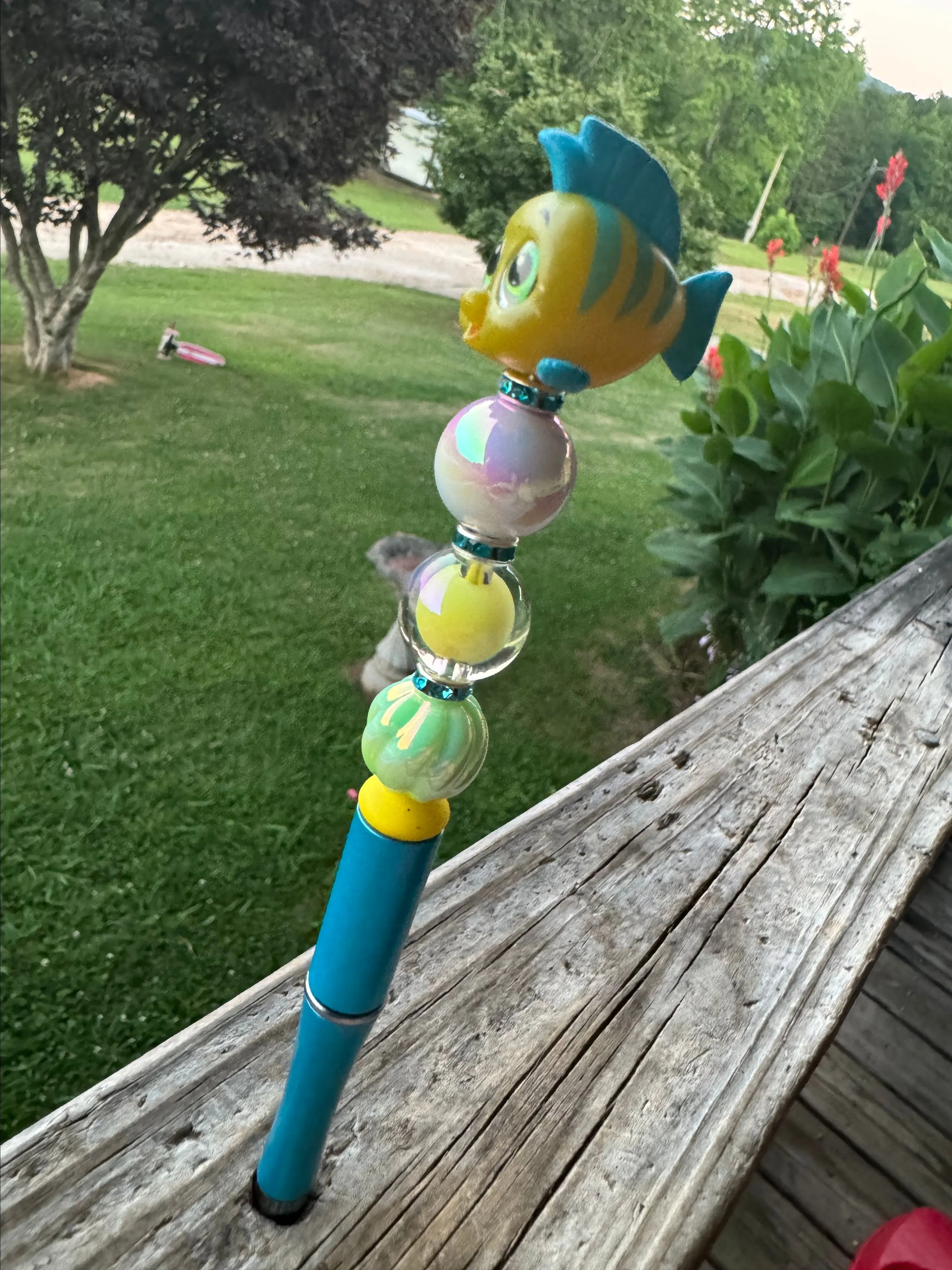 Product image for Doorables Flounder Little Mermaid on Pen