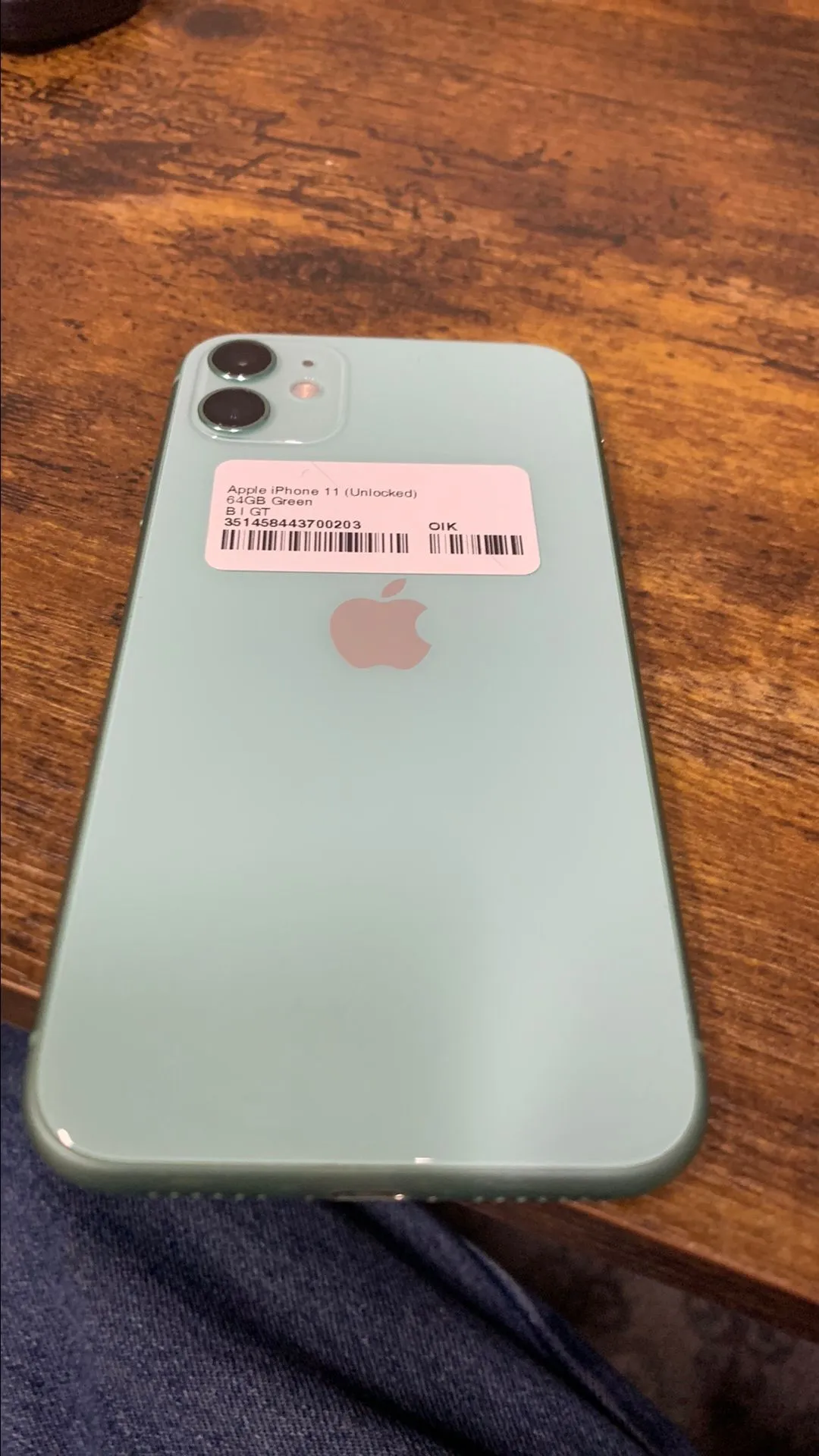 Listing Image Blurred Background