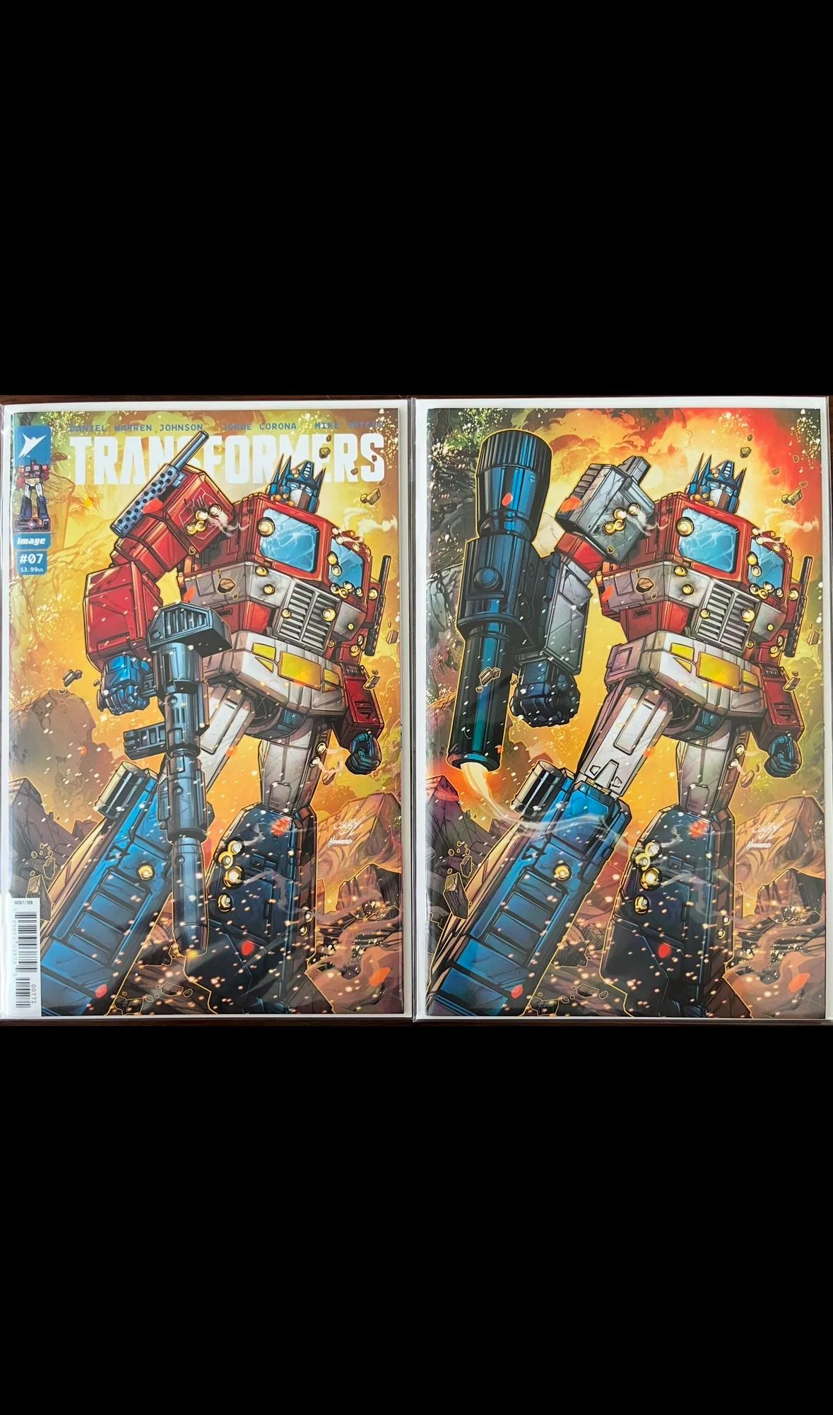 Product image for Transformers #7 Jonboy Meyers trade & virgin set