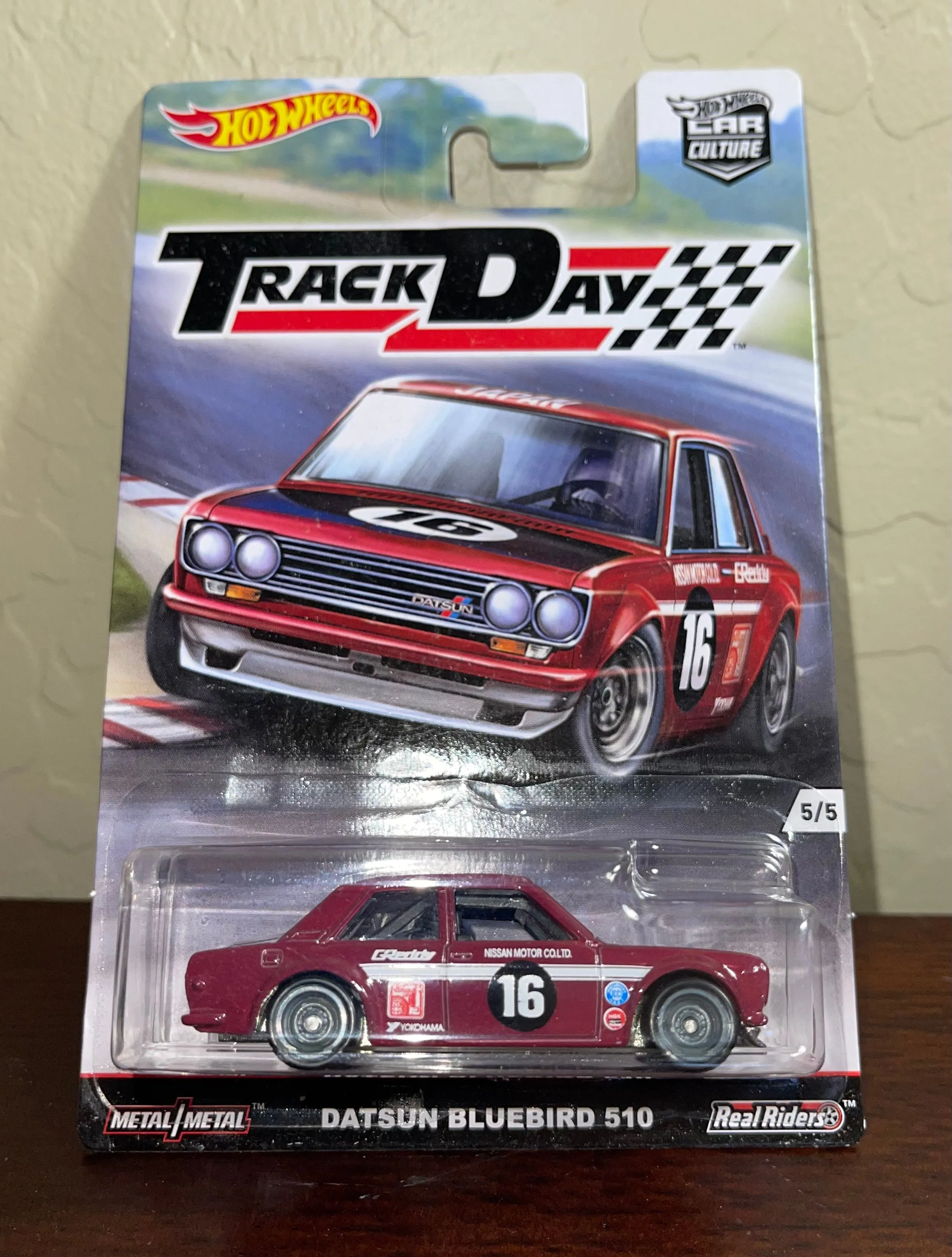 Product image for HOT WHEELS TRACKDAY DATSUN BLUEBIRD 510