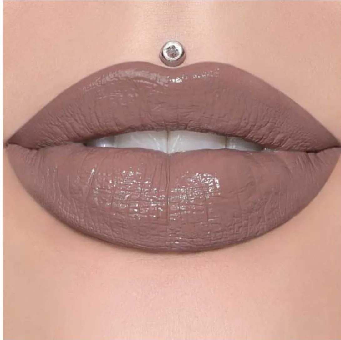 Product image for Tea Bag Supreme Gloss Jeffree Star
