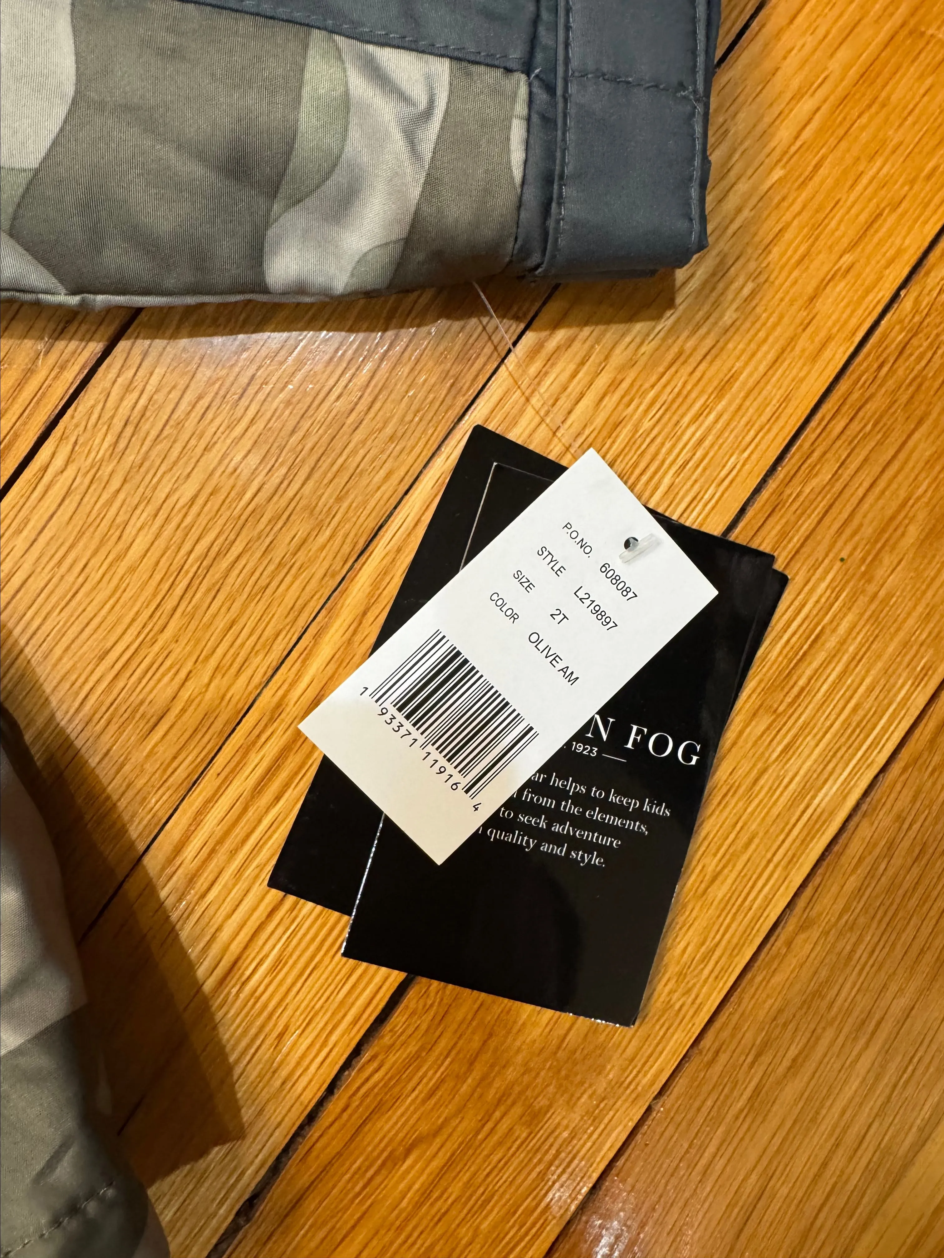 Listing Image Blurred Background