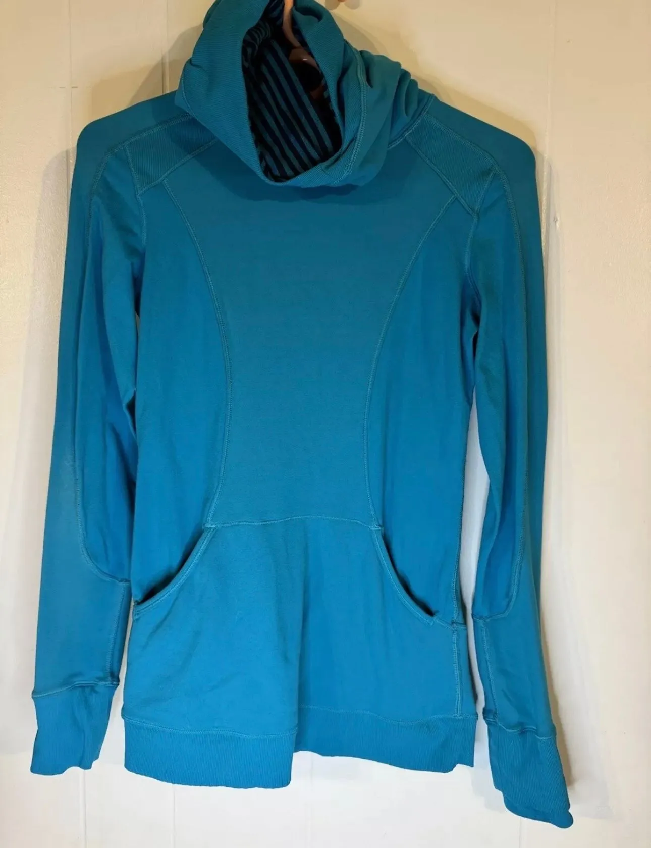 Product image for Women’s Lululemon Hoodie Blue With Ponytail Hole Size 4