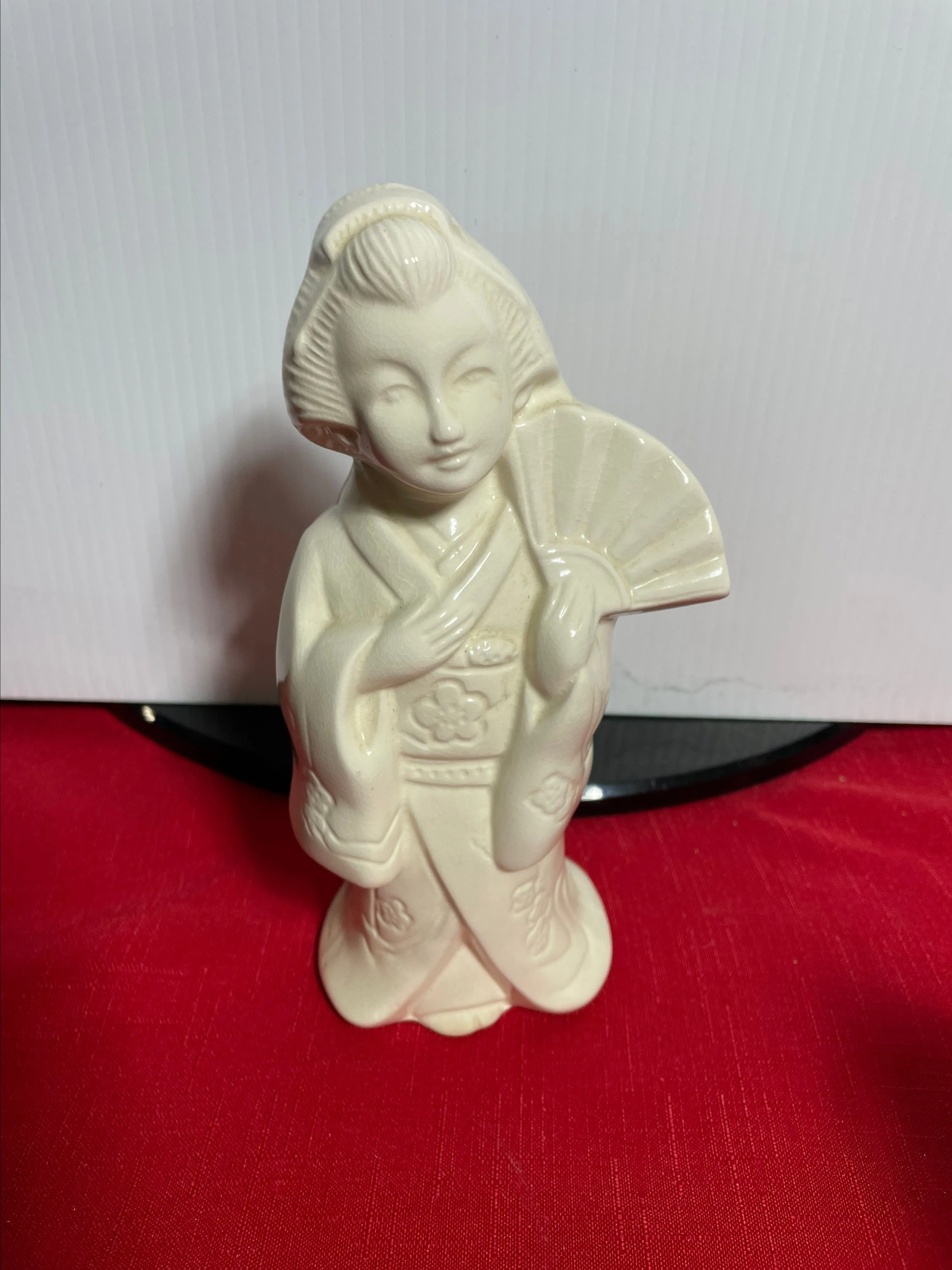 Product image for 025. Geisha Girl 8'' Figurine Tiki Mug Planter