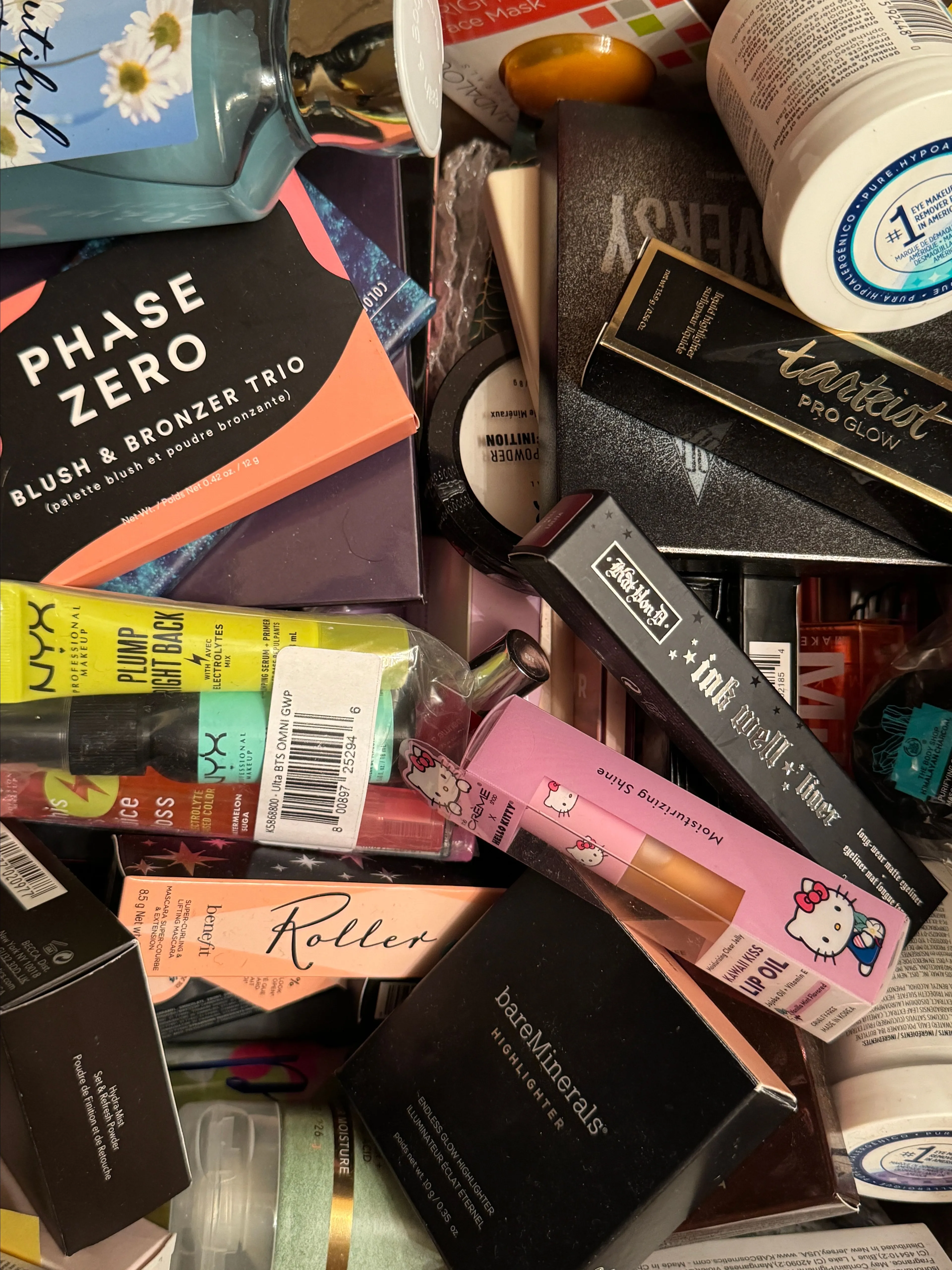 Product image for Please Help Me Get To 1K Sales - Random Travel, Deluxe or Full Size Beauty Item