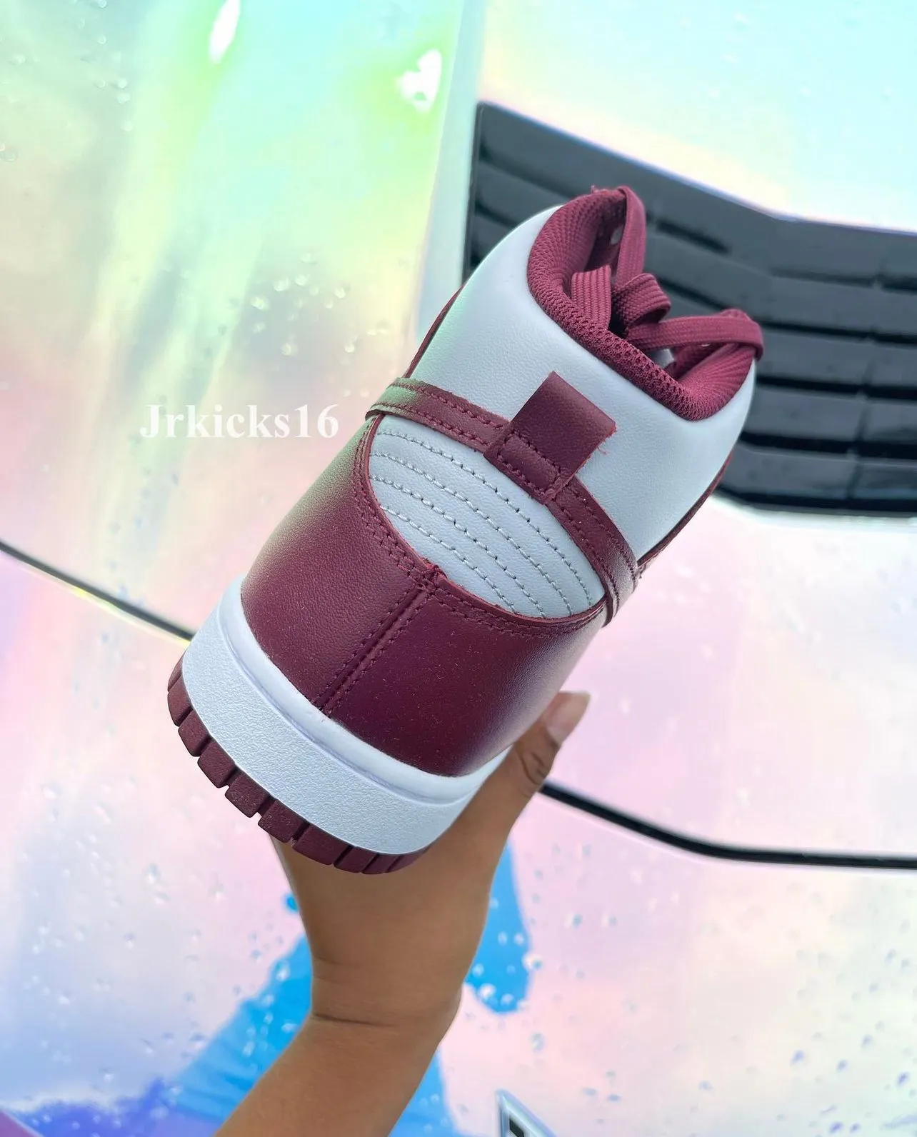 Listing Image Blurred Background