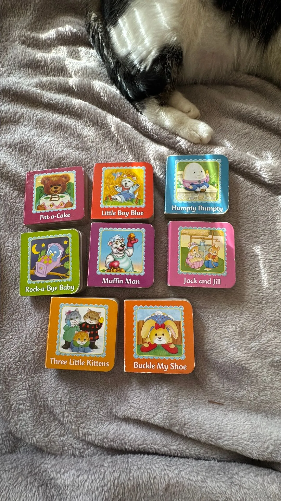 Product image for Set of 8 mini nursery rhyme books