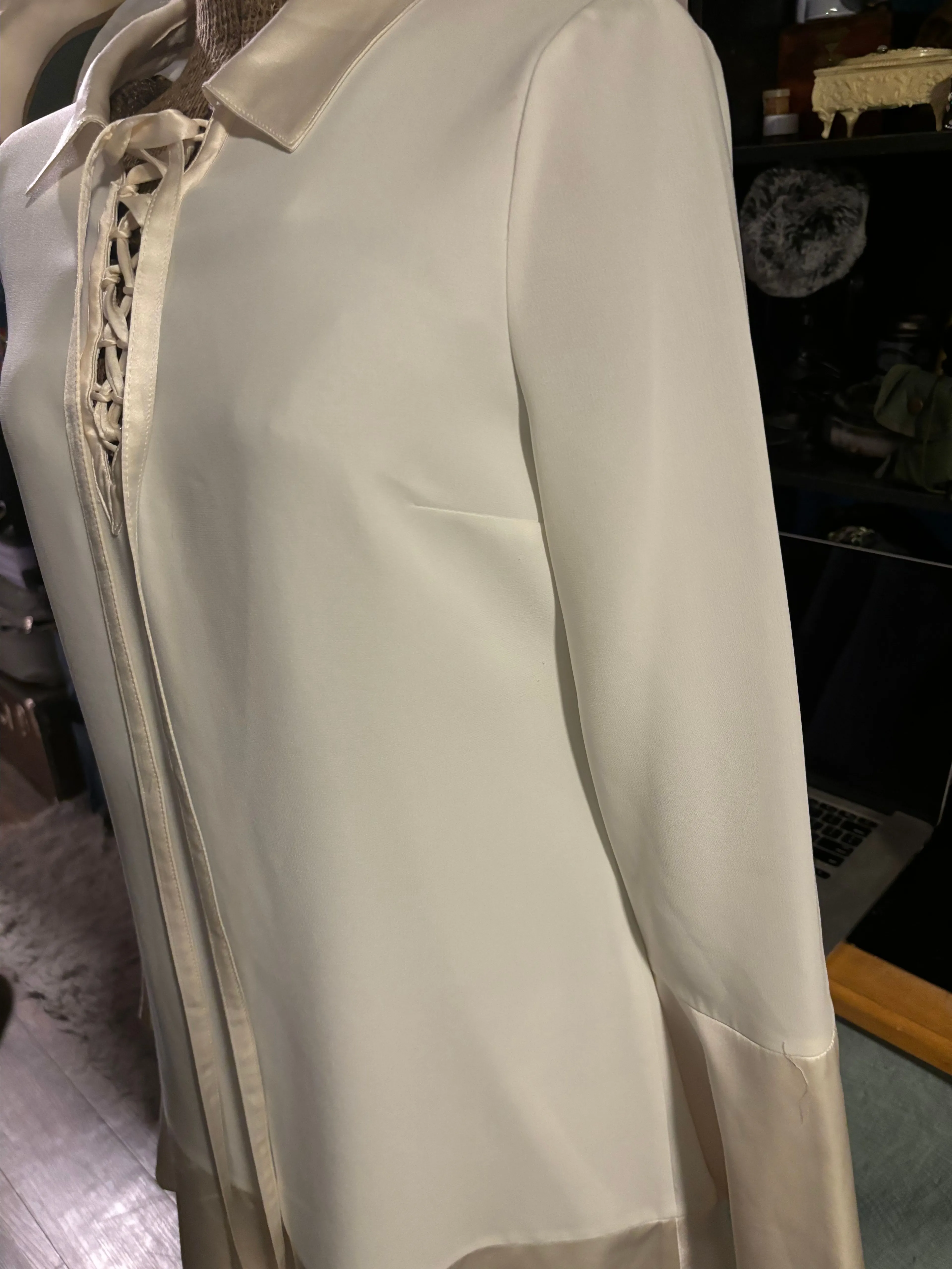 Listing Image Blurred Background