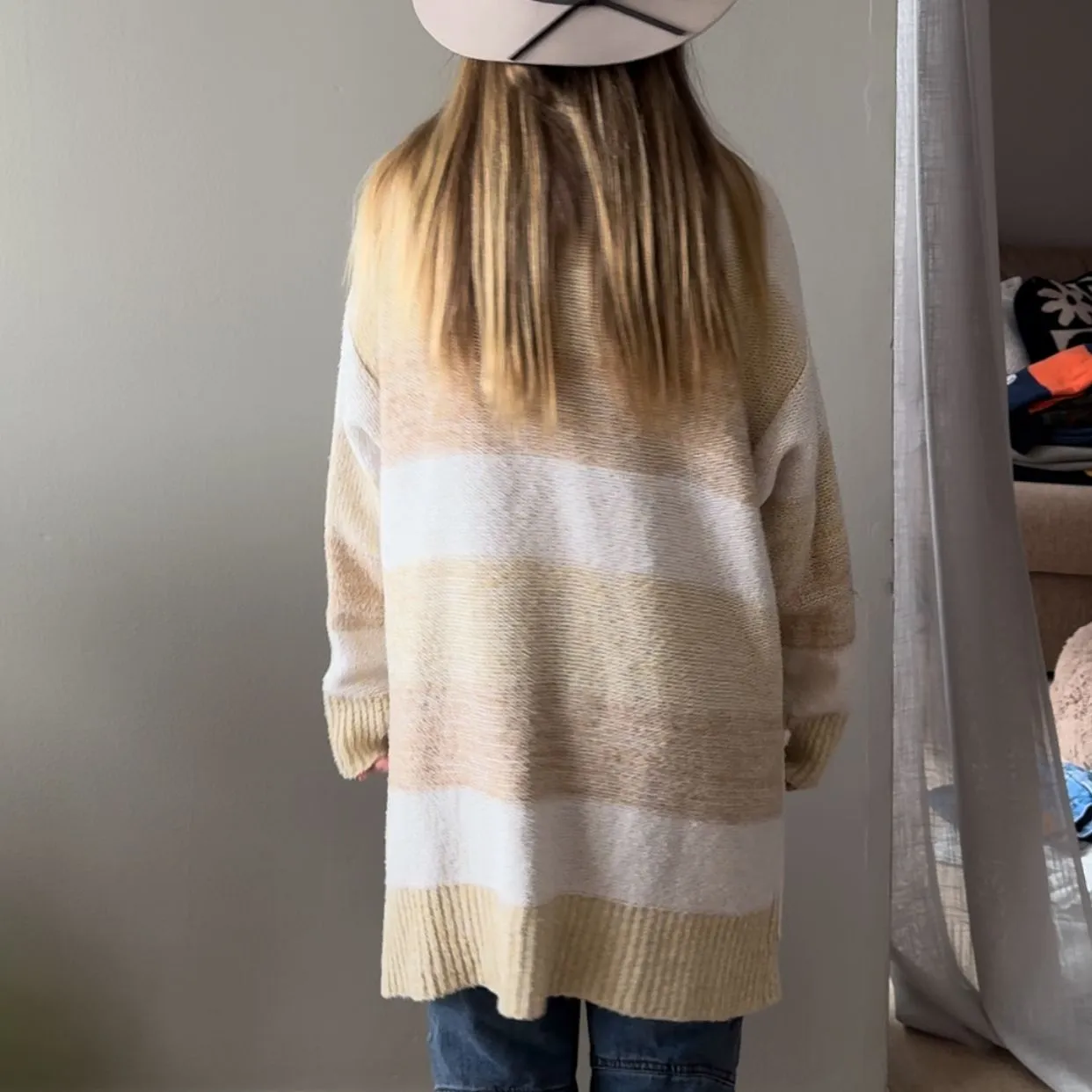 Listing Image Blurred Background