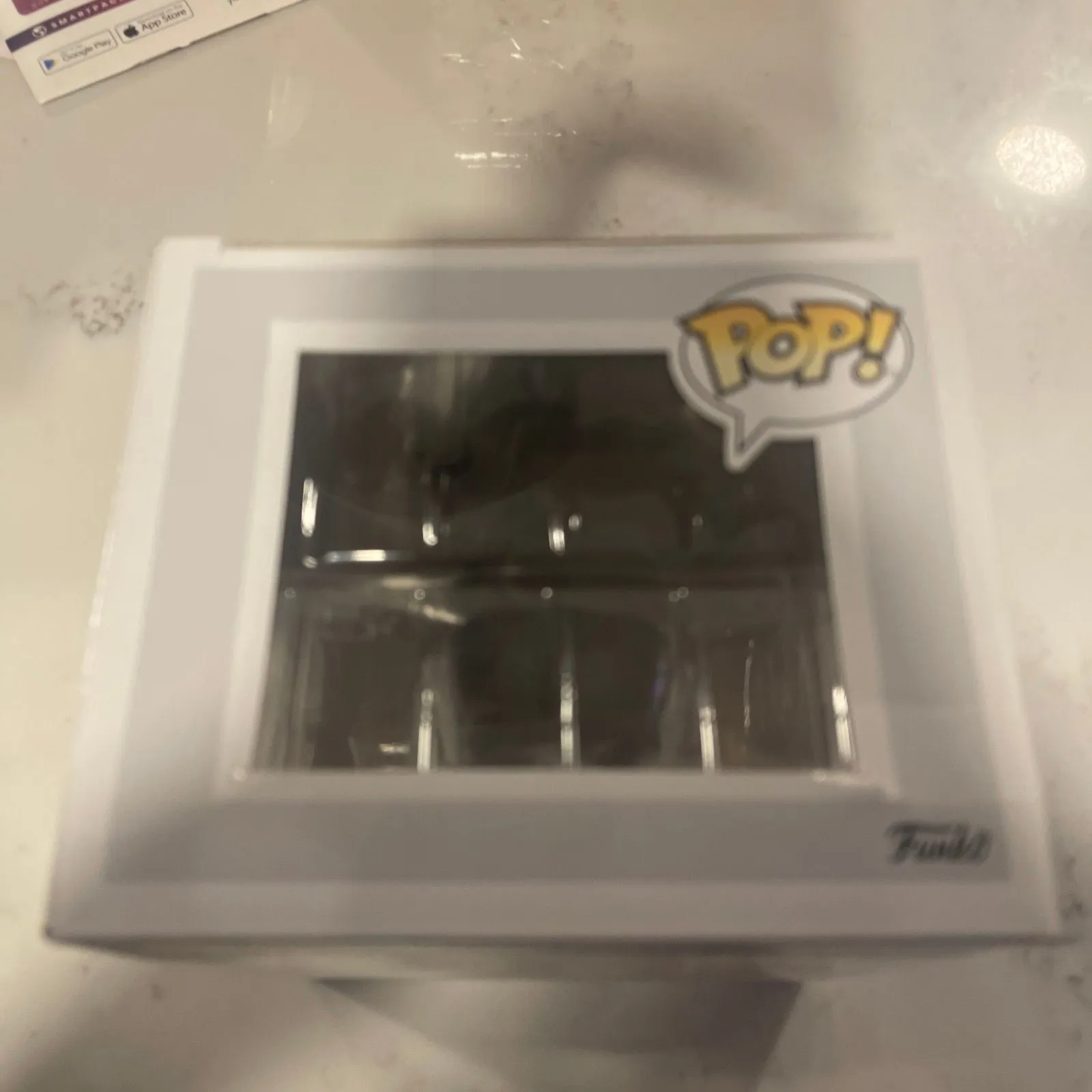 Listing Image Blurred Background