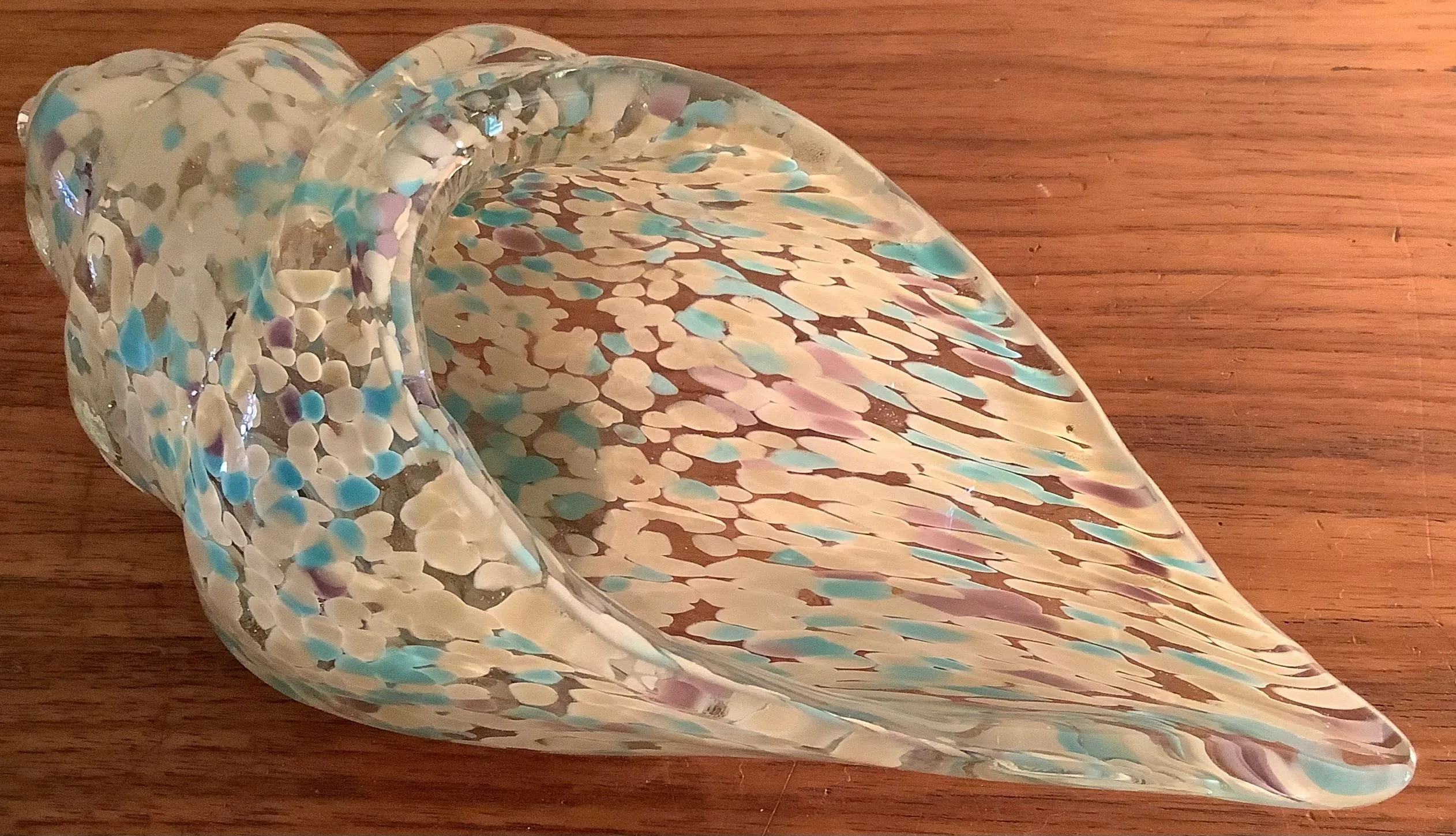 Product image for Vintage art glass hand blown shell dish
