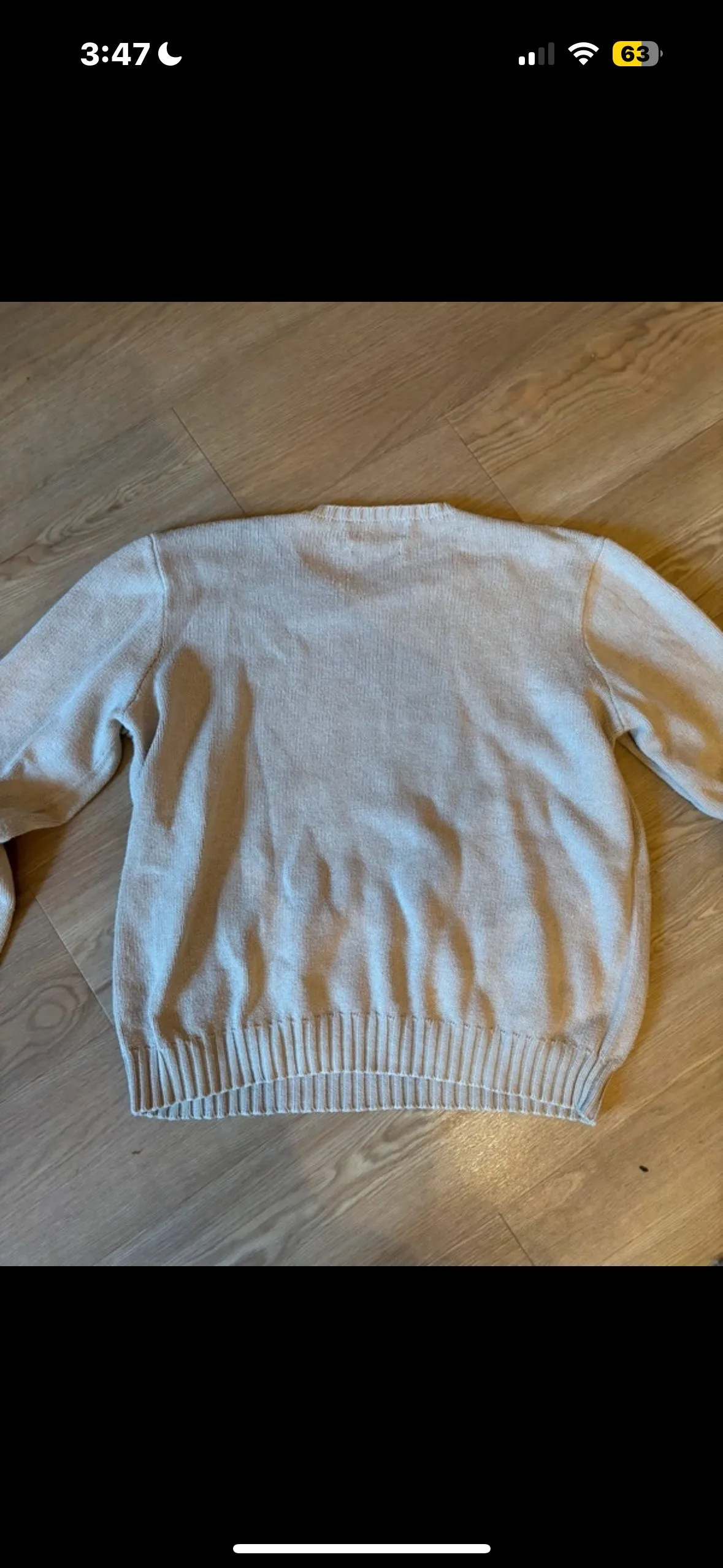 Listing Image Blurred Background