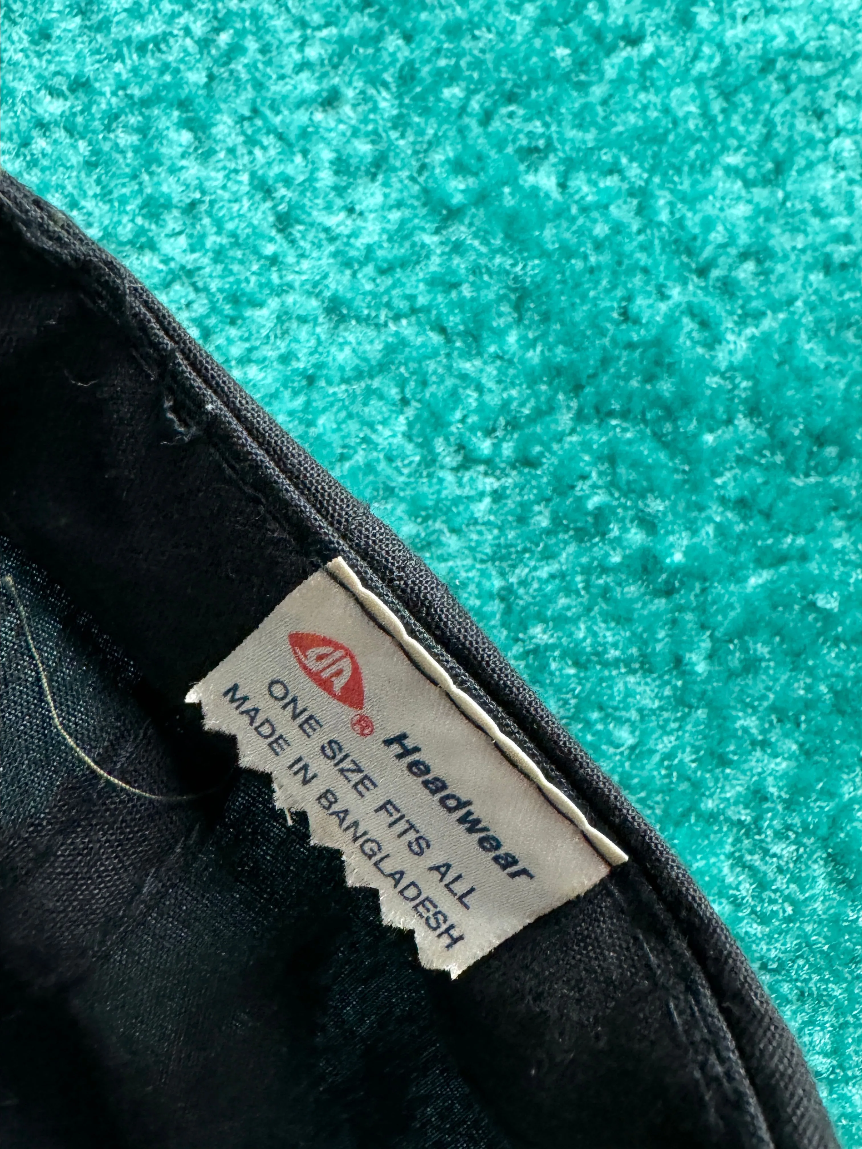 Listing Image Blurred Background