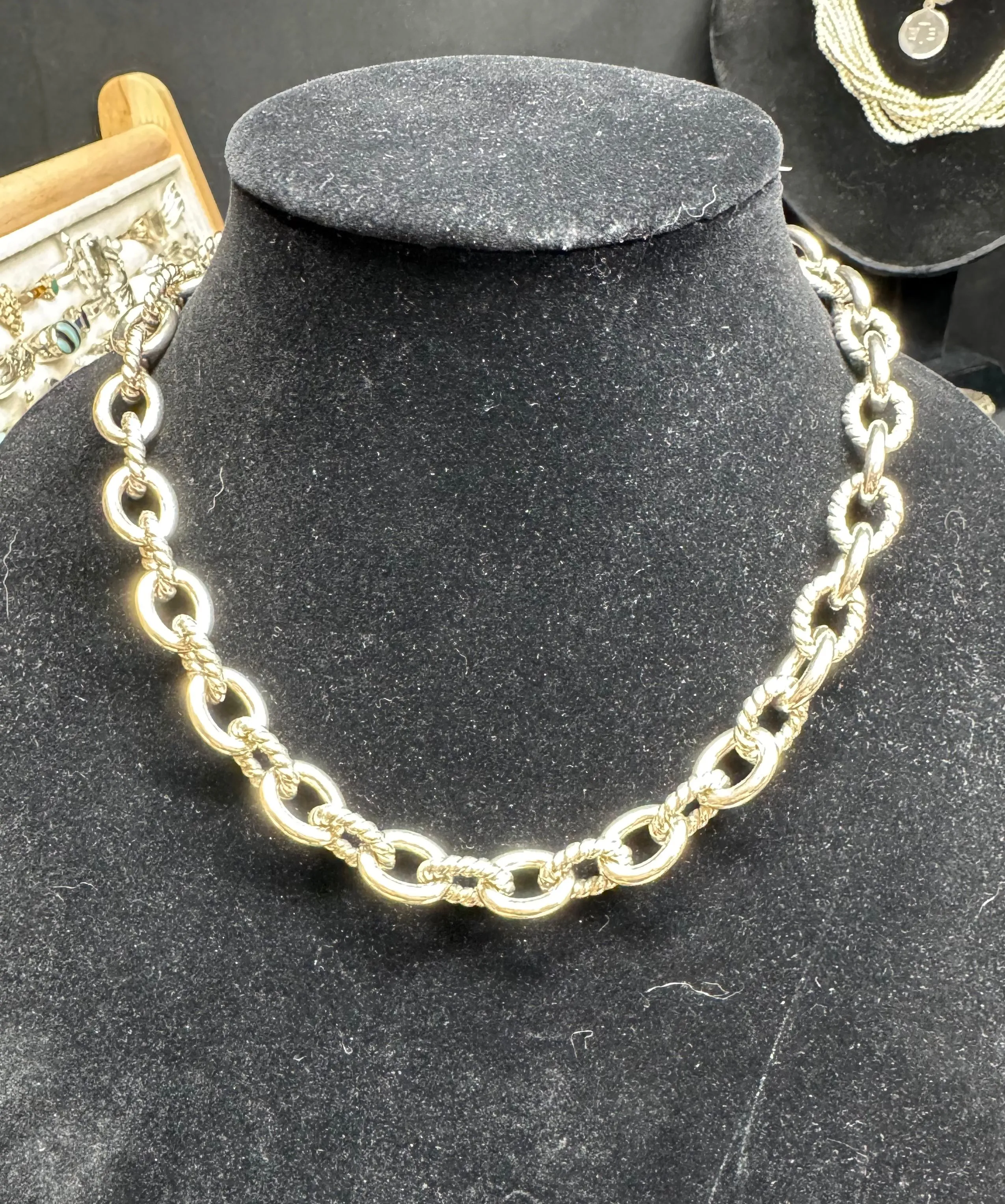 Product image for Carolyn Pollack- Large Heavy Oval Necklace 18"