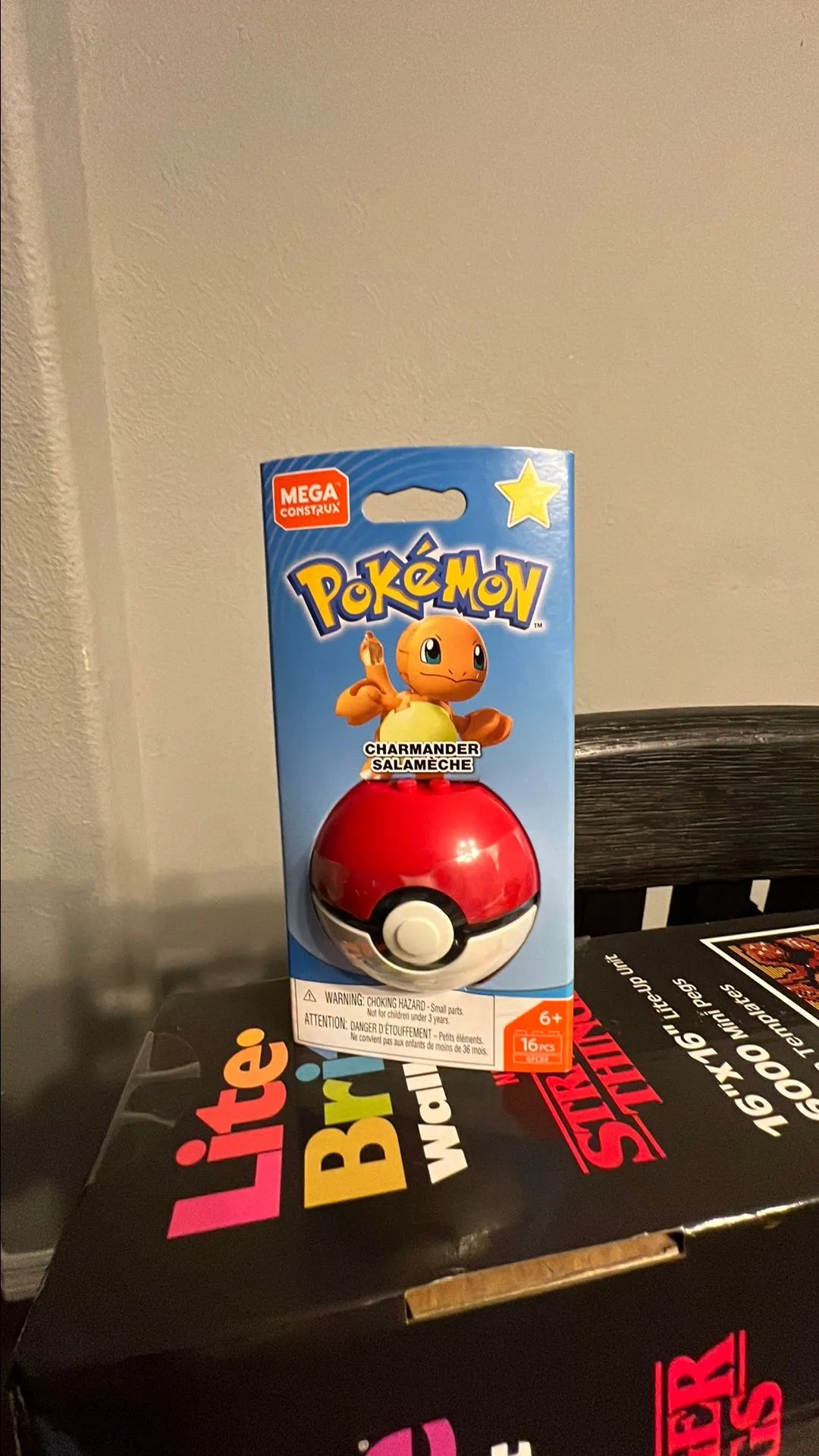 Product image for Pokemon Mega Construx Pokeball Charmander