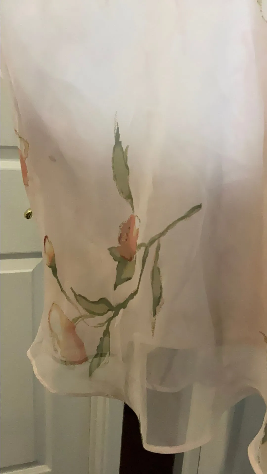 Listing Image Blurred Background