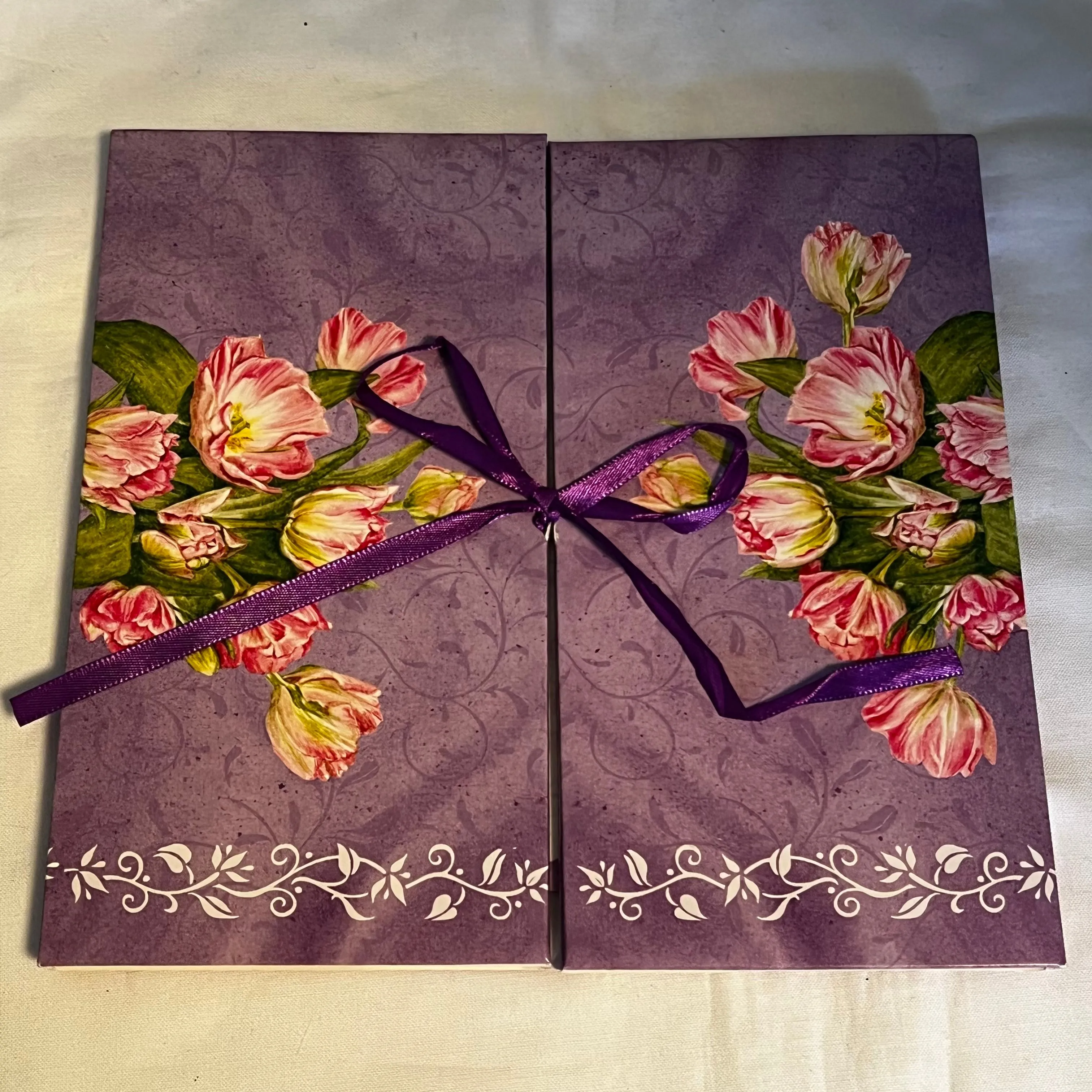 Product image for 011 Flower stationery & envelope set of 8 in folder