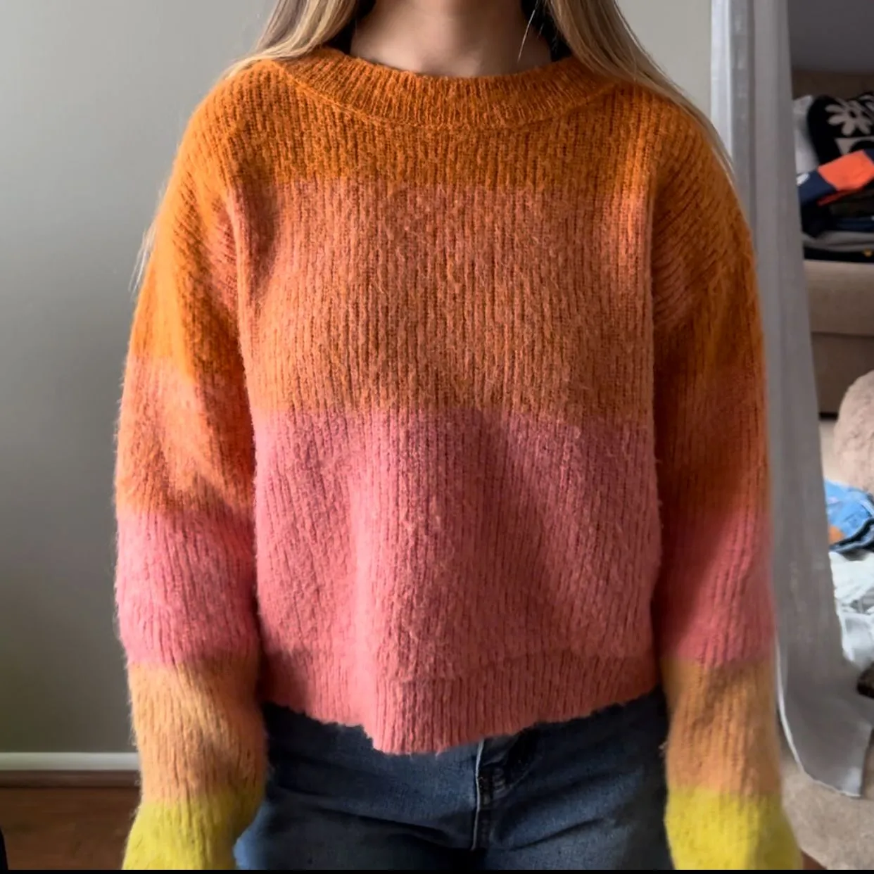 Listing Image Blurred Background