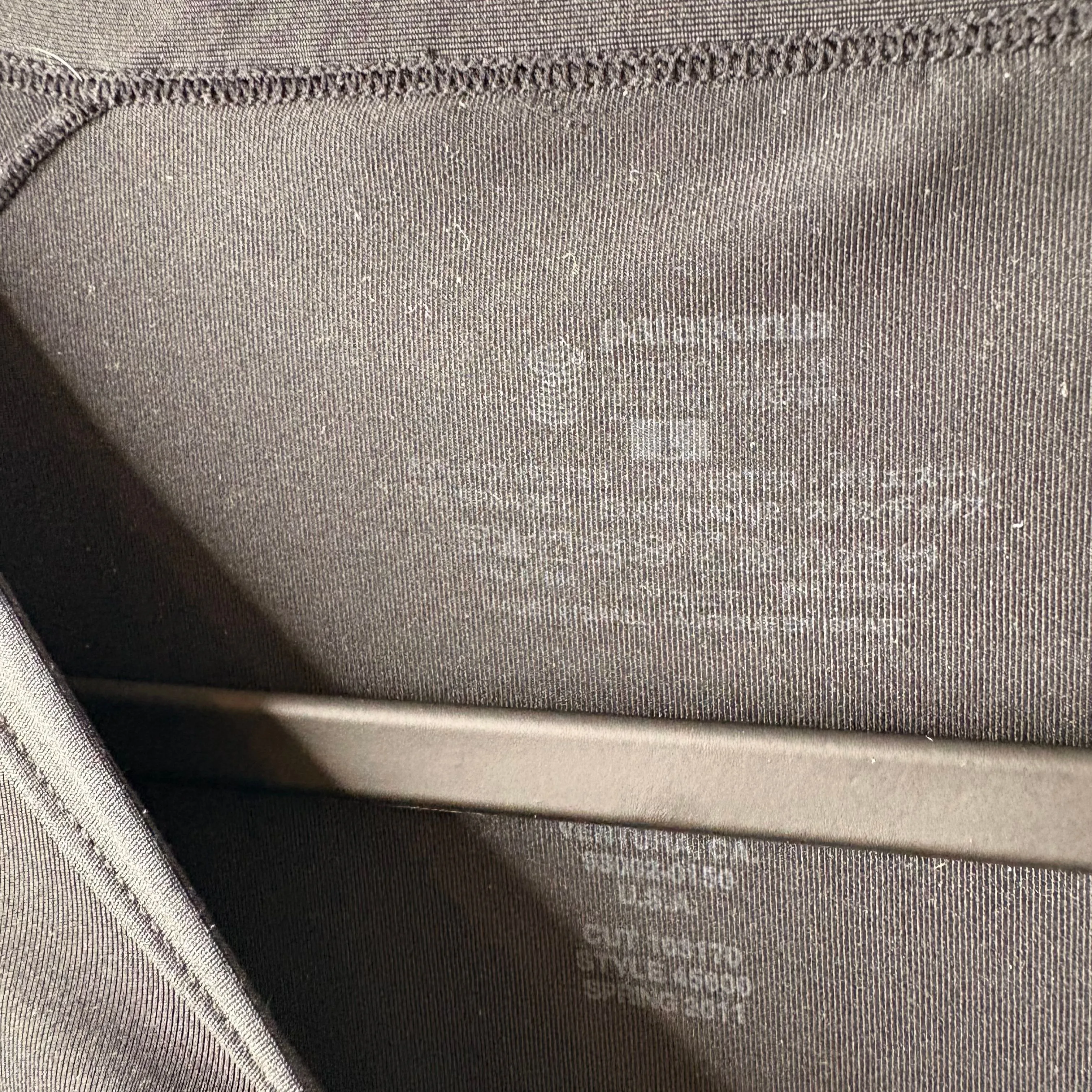 Listing Image Blurred Background