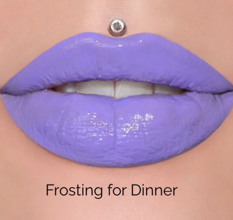 Product image for SG - Frosting for Dinner, Jeffree Star Supreme Gloss Full Pigmented Lip Gloss