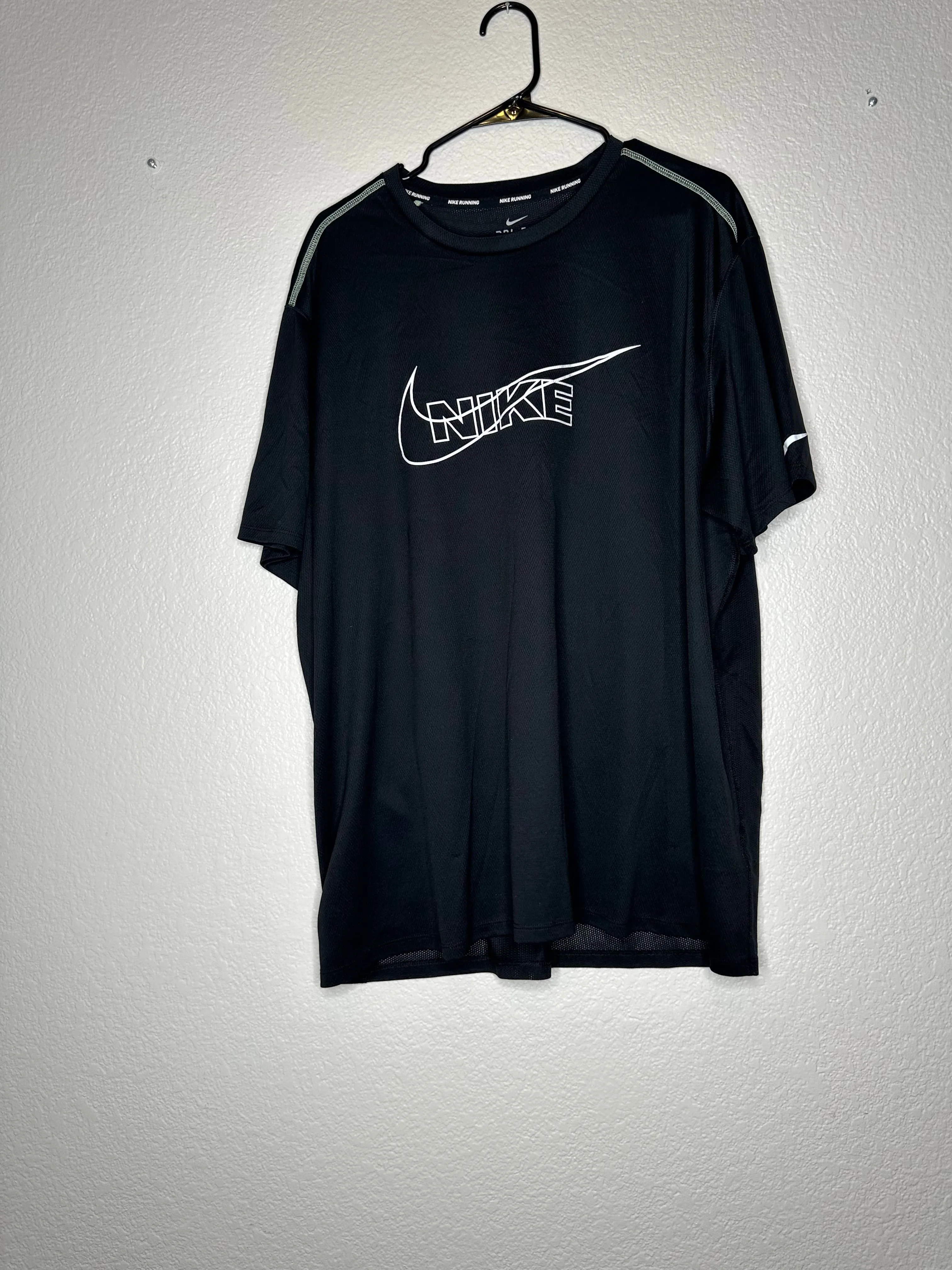Product image for Nike stunning DriFit Tee XXL