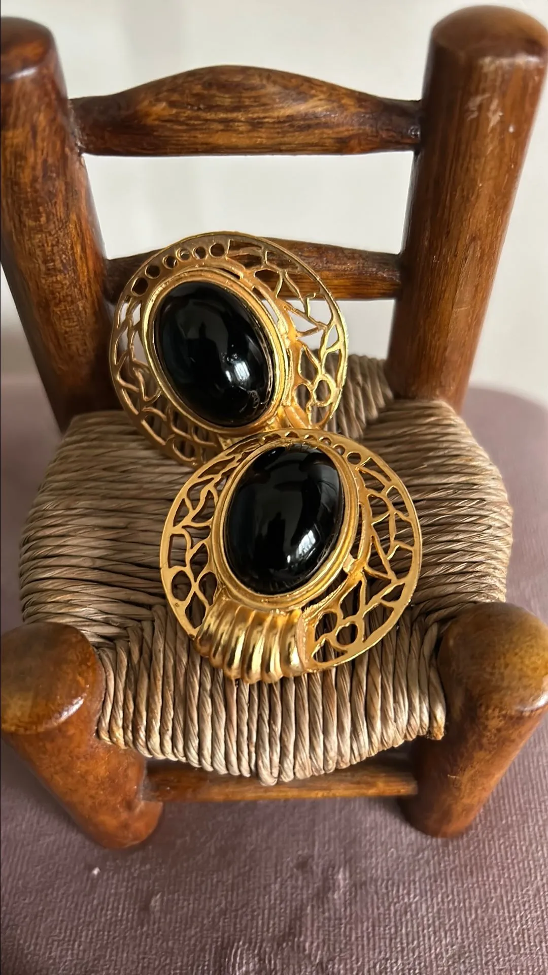 Product image for Vintage black cabochon earrings