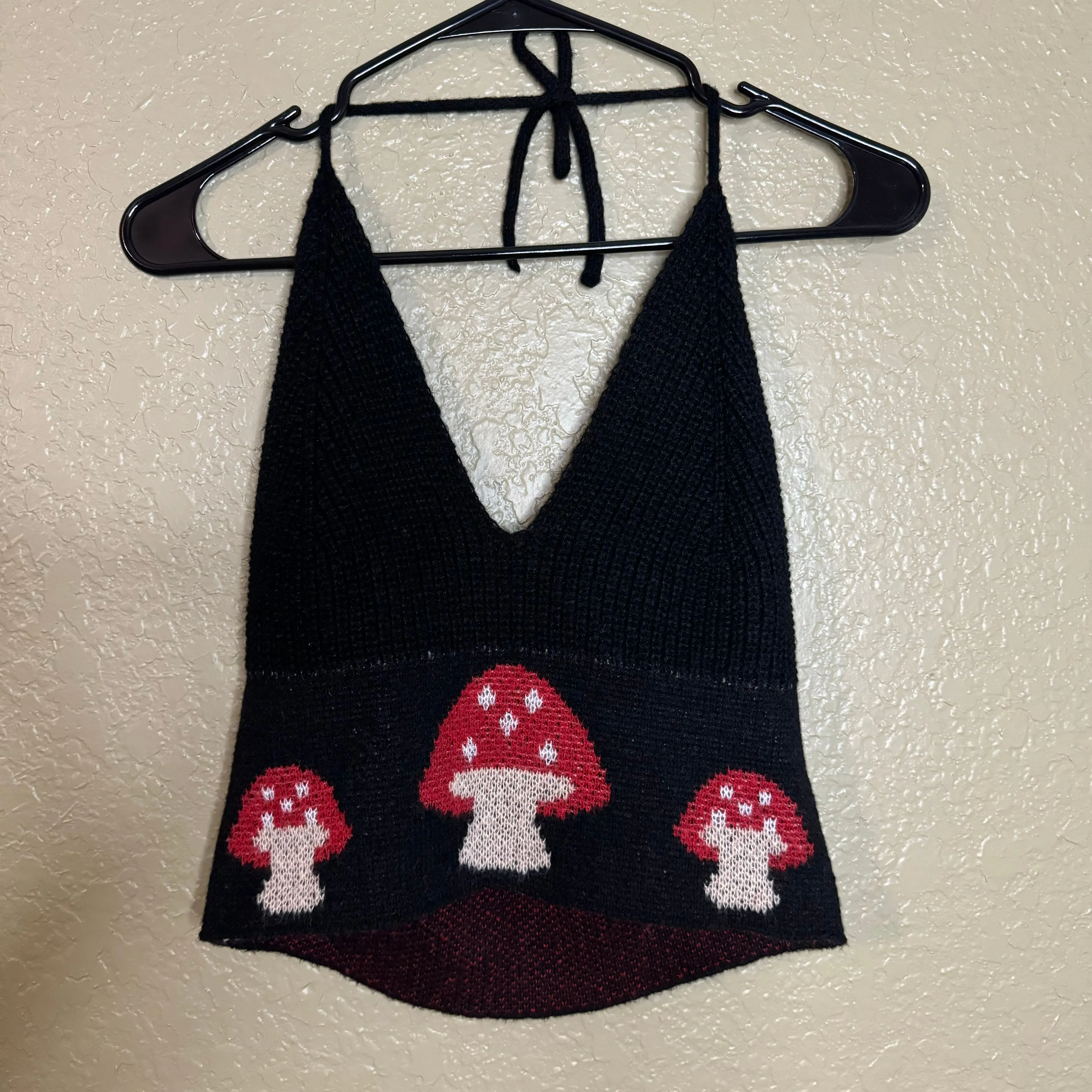 Product image for 🍄 Mushroom knit halter top