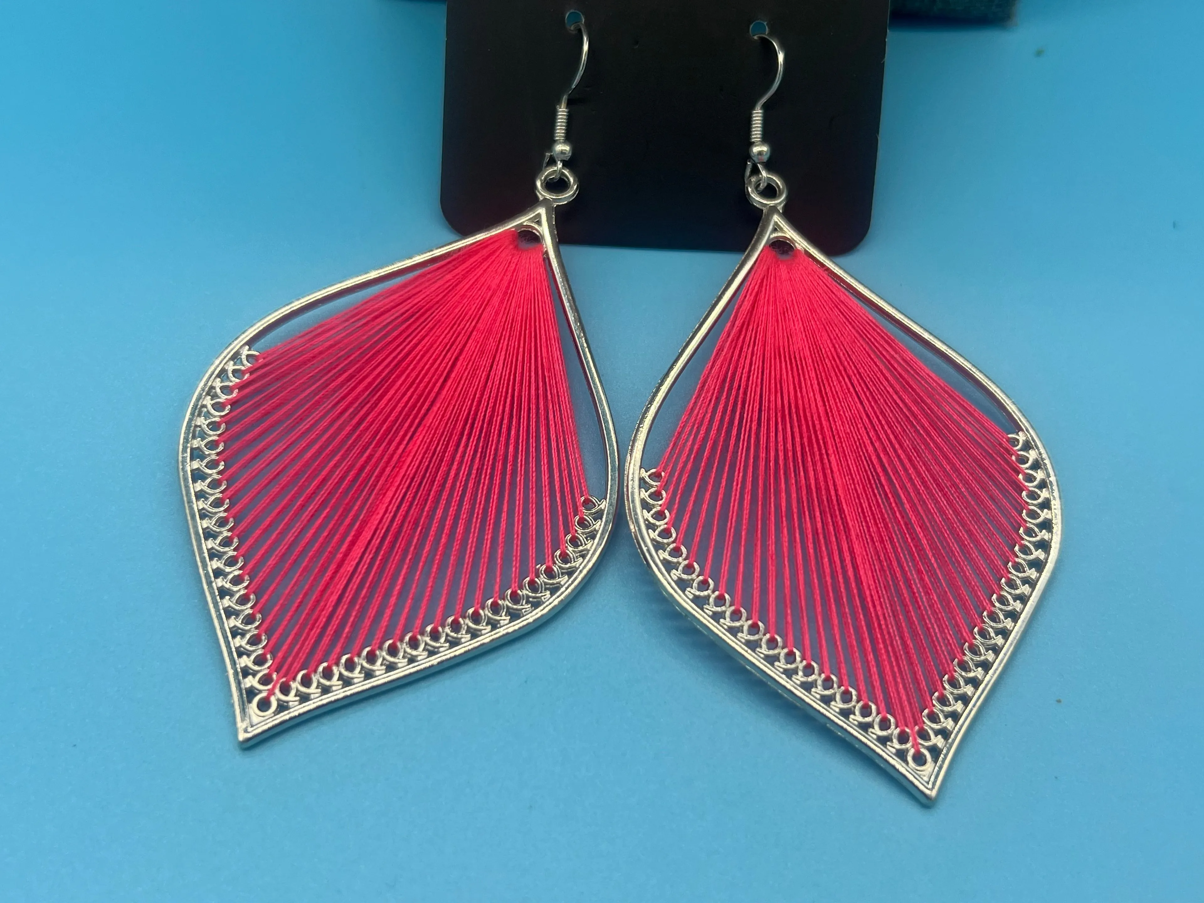 Product image for ￼ Contemporary leaf earrings