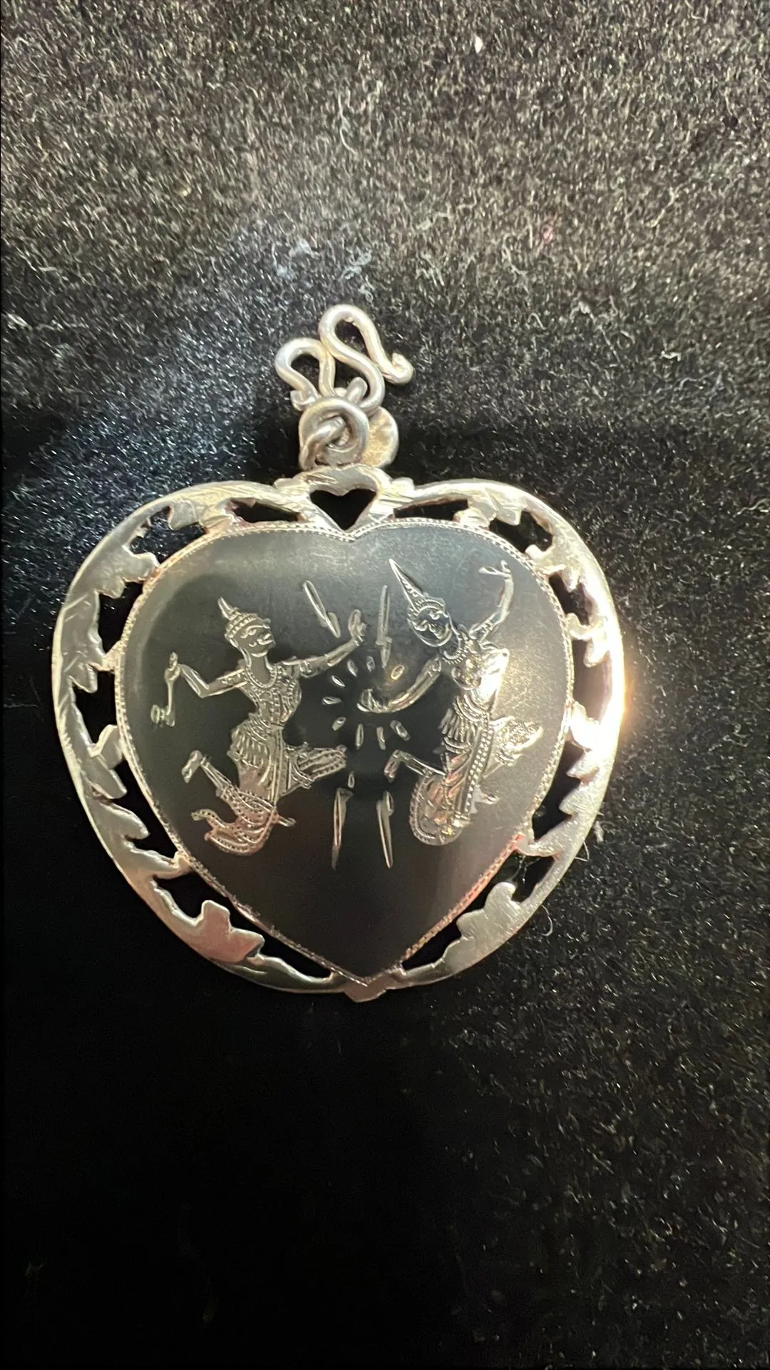Product image for #010 Vintage Siam Sterling Silver Niello Heart Pendant – Thai Dancer Design