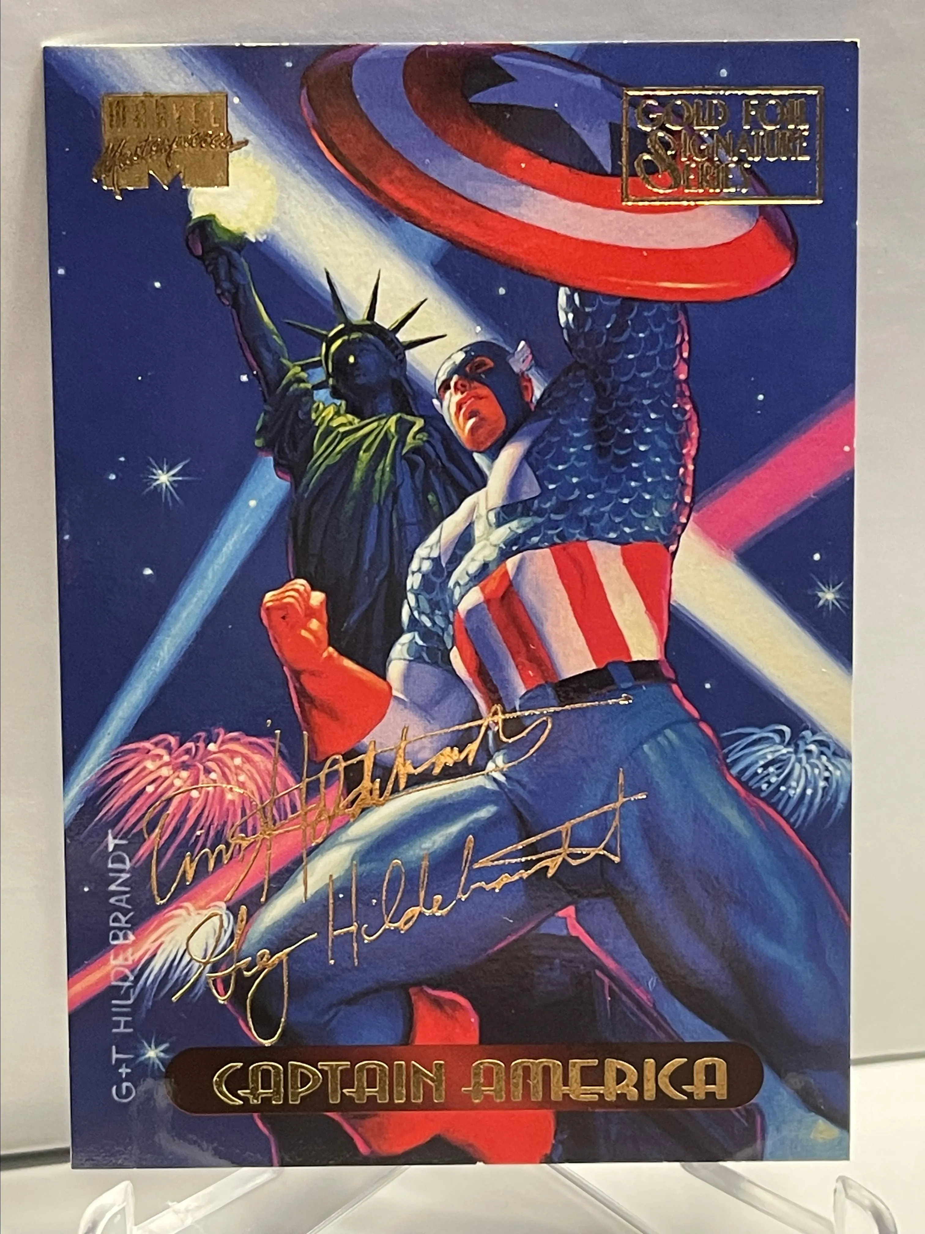 Product image for Marvel Masterpiece Captain America 18 : Gold Foil Signature Series