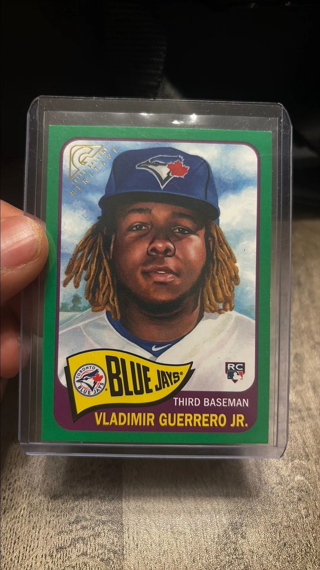 Product image for Vladimir Guerrero Jr. green parallel rookie /250